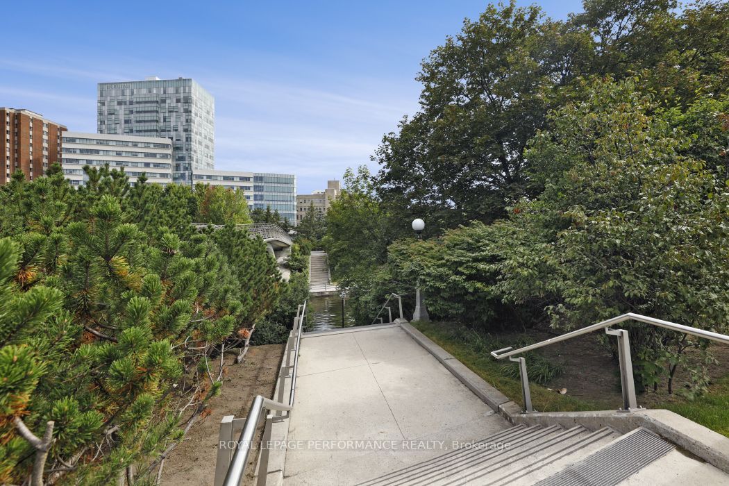 71 Somerset Street W 1801 Property Photo 44