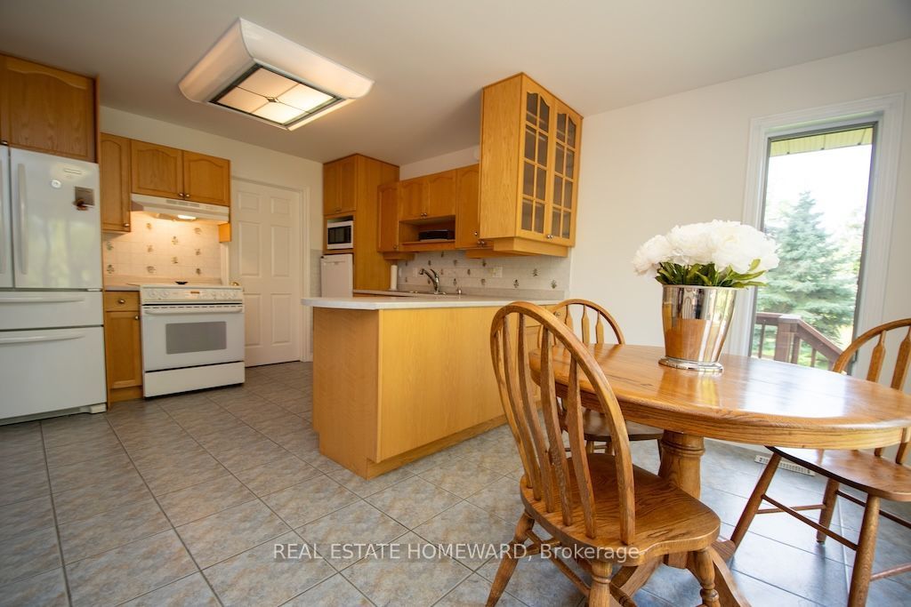 8 Island Bay Drive Property Photo 8