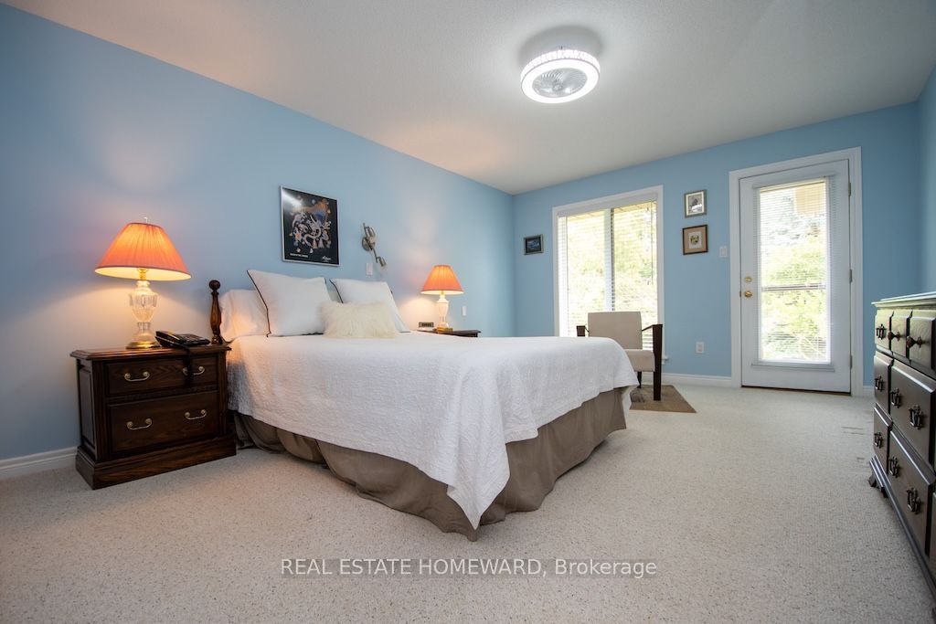 8 Island Bay Drive Property Photo 9