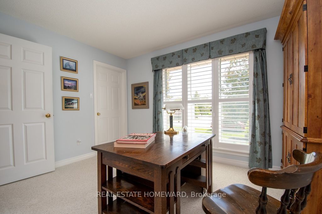 8 Island Bay Drive Property Photo 10