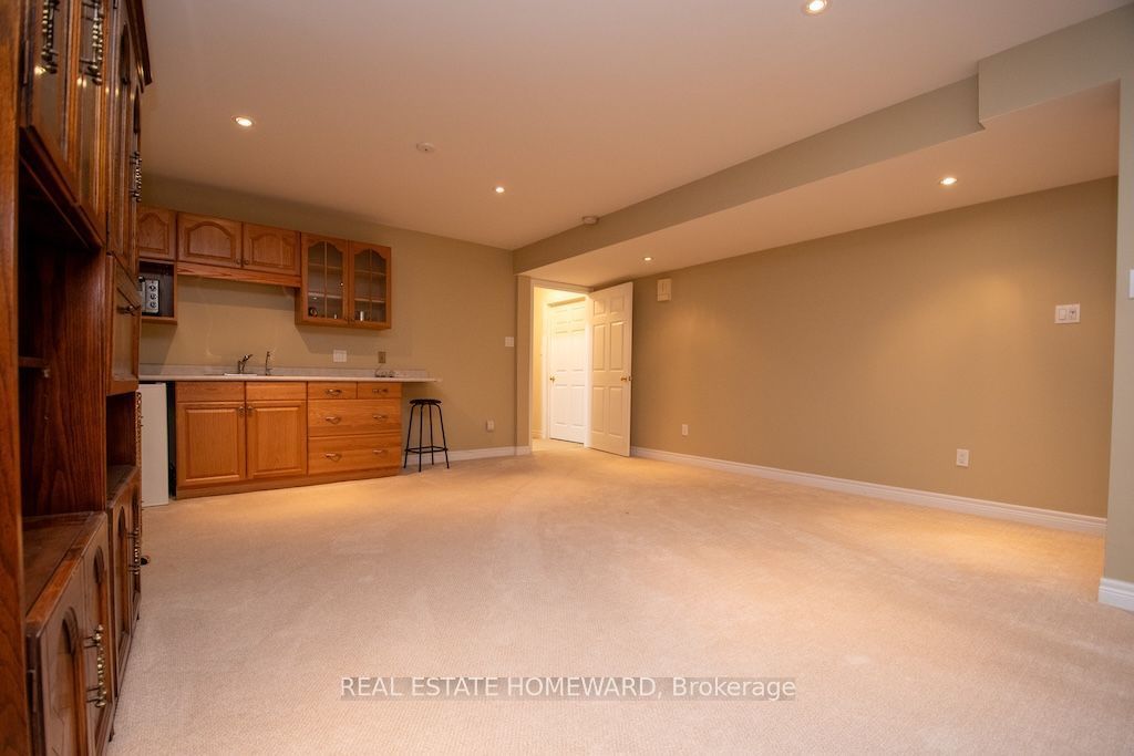 8 Island Bay Drive Property Photo 18
