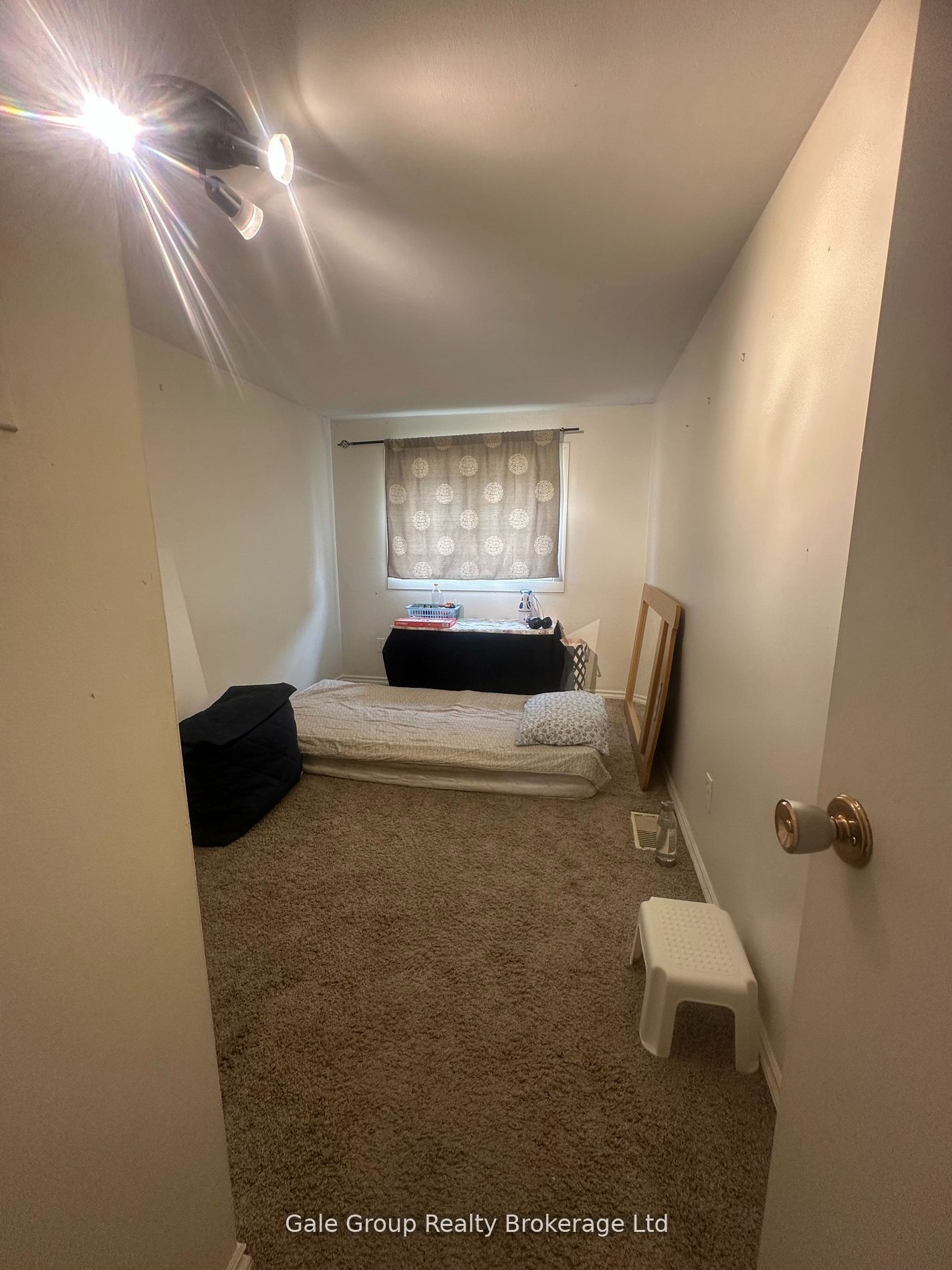 75 Springbank Avenue N 7 Property Photo 10