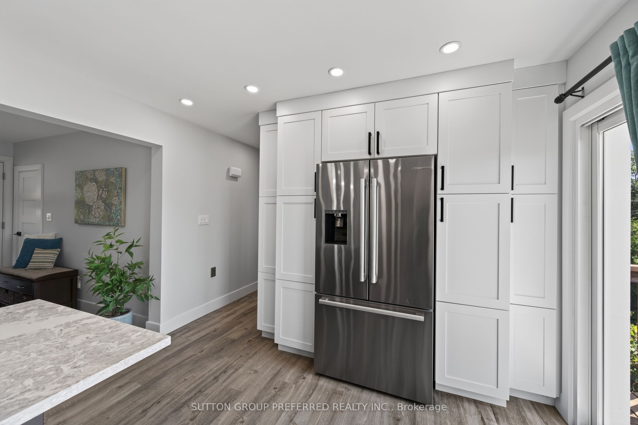 1510 Perth Avenue Property Photo 13
