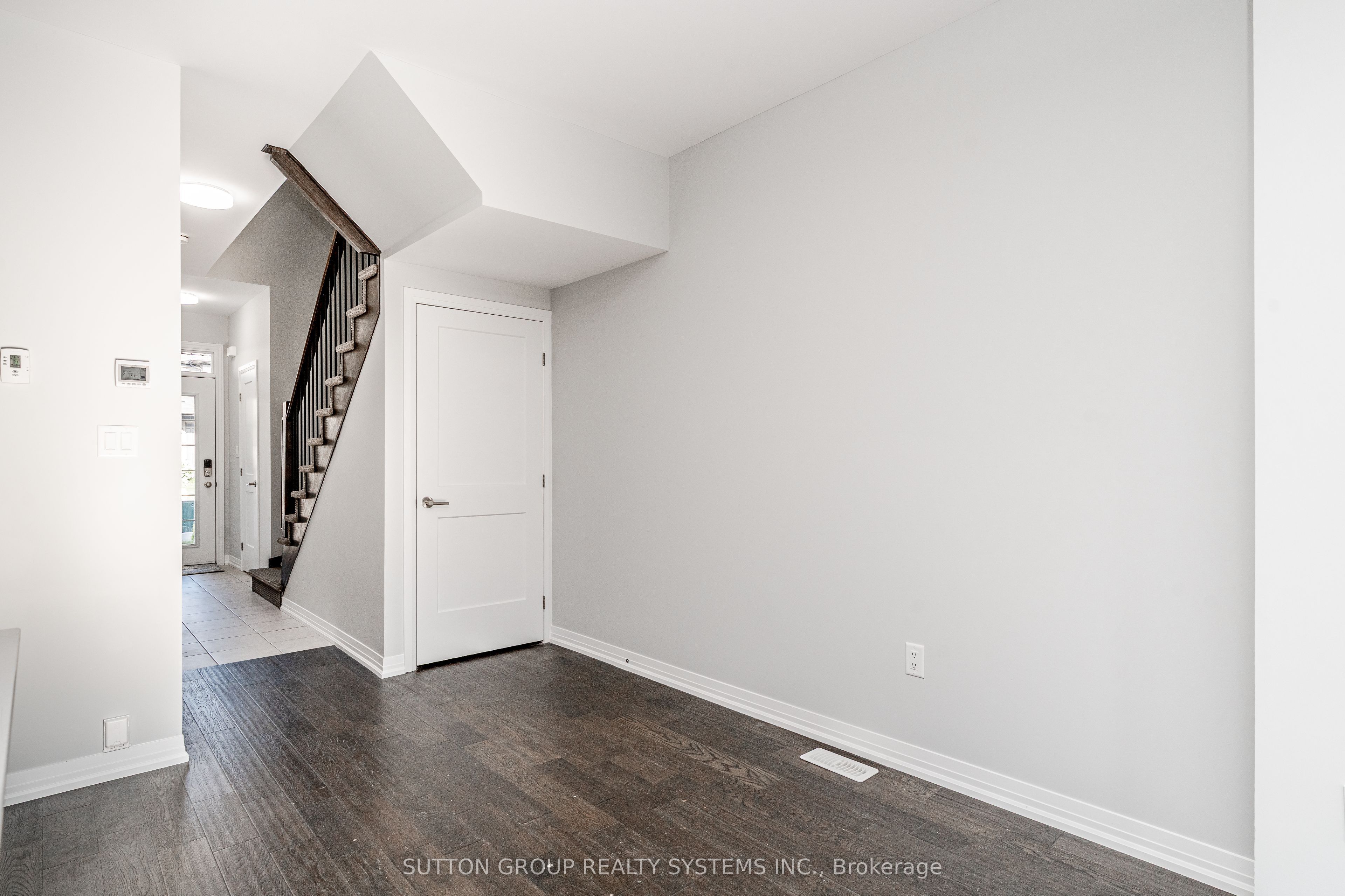 4008 Crown Street Property Photo 10