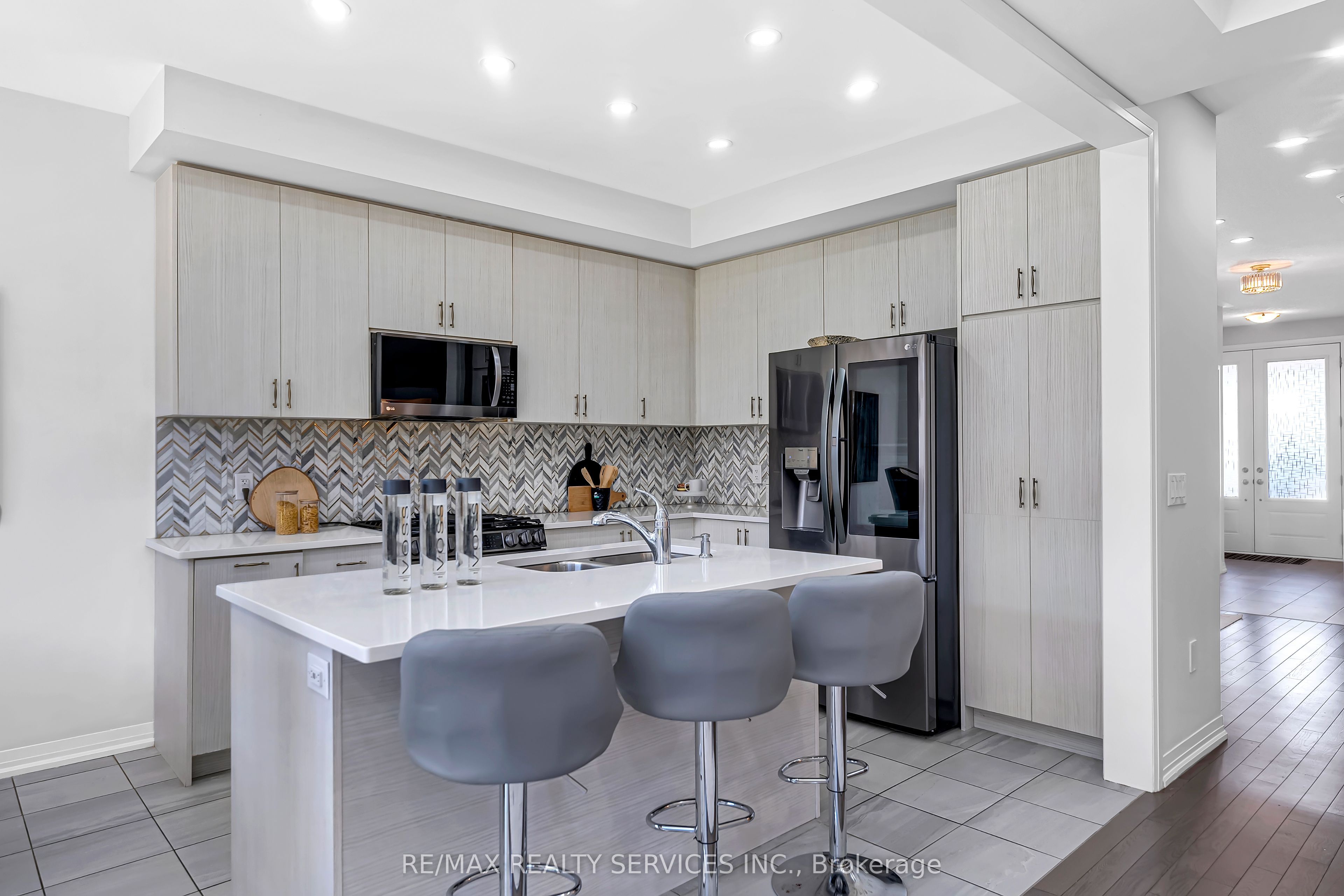 13 Steadman Street Property Photo 18