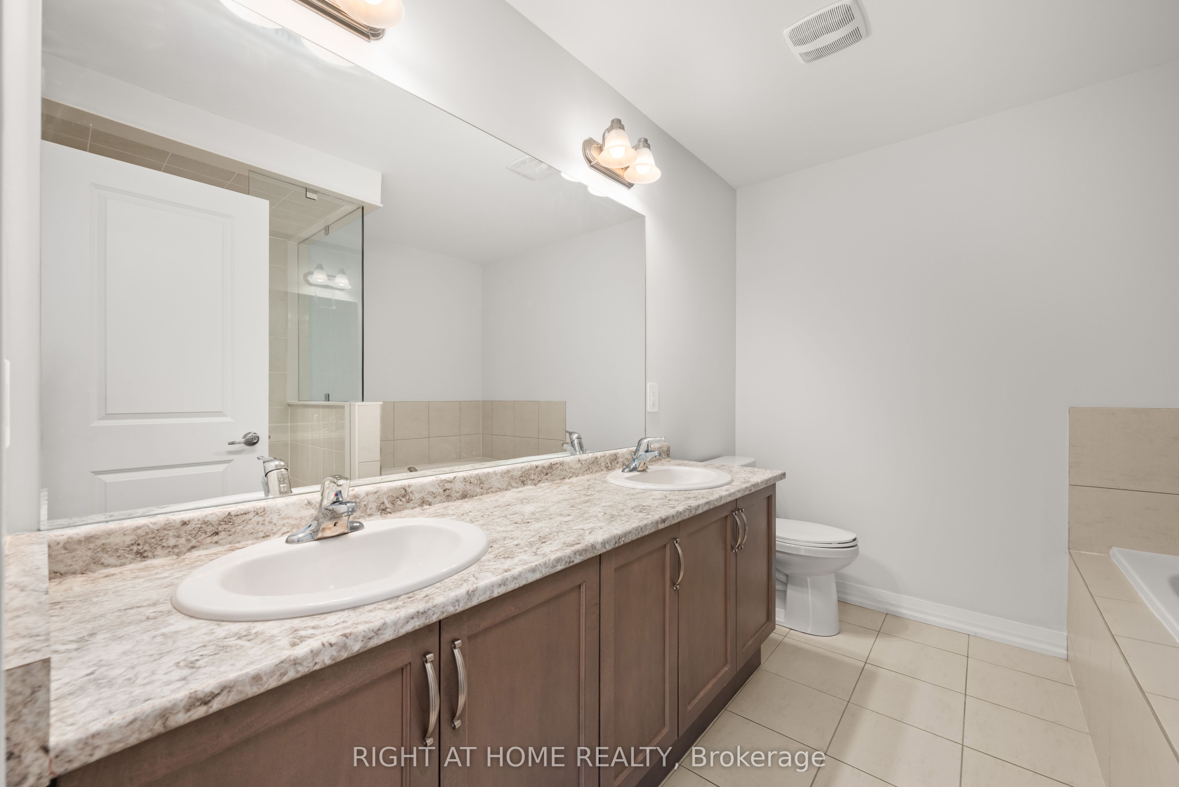 66 Corley Street Property Photo 31