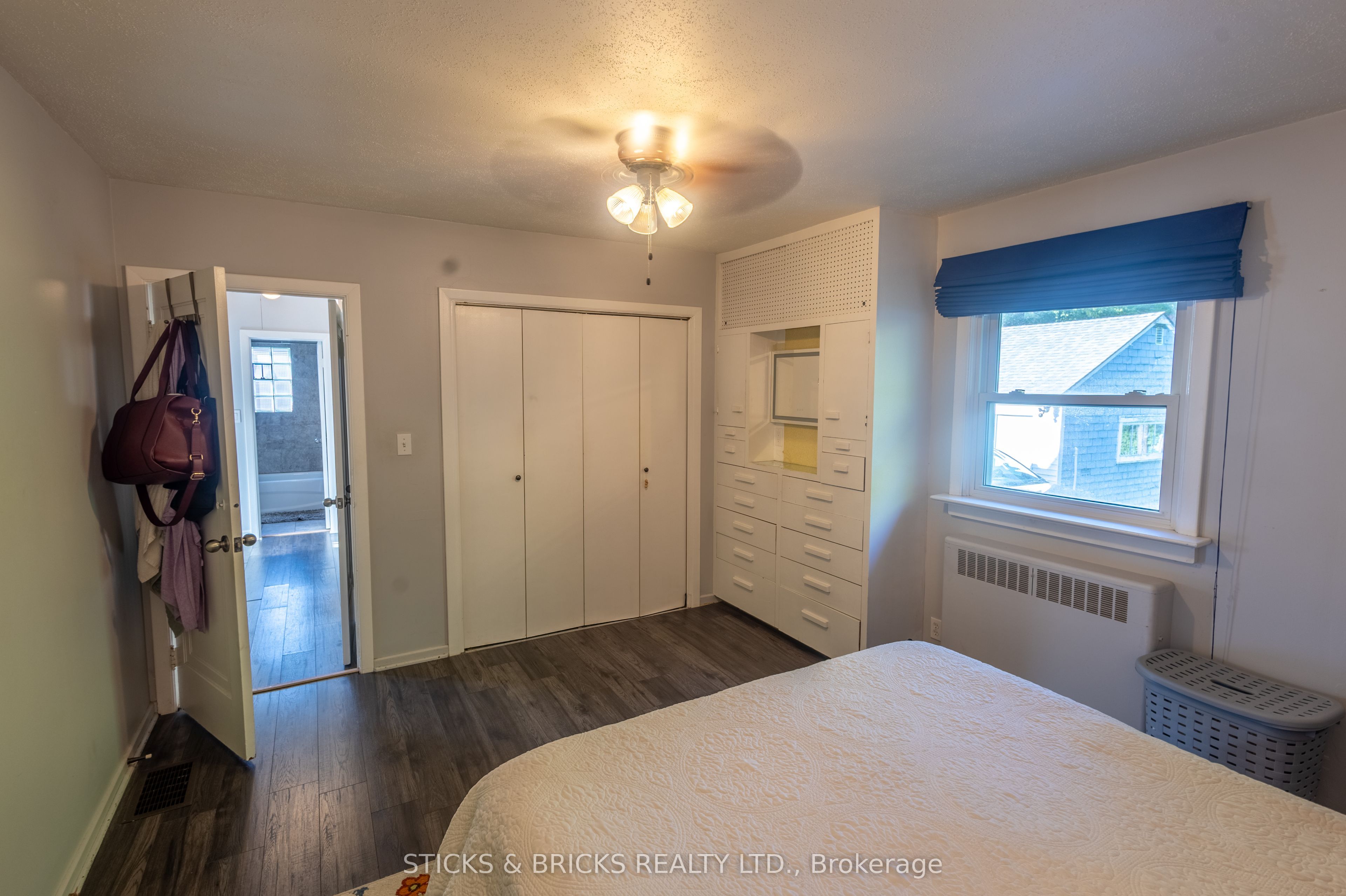 6088 Dorchester Road Property Photo 18
