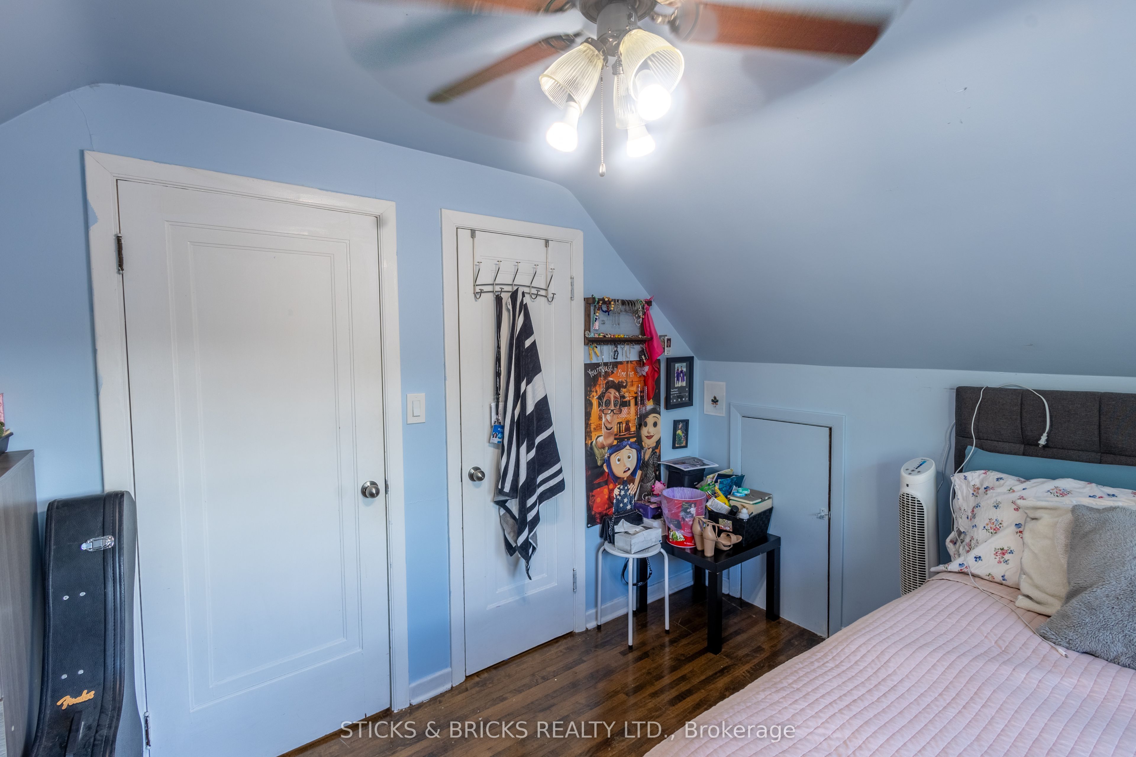 6088 Dorchester Road Property Photo 20