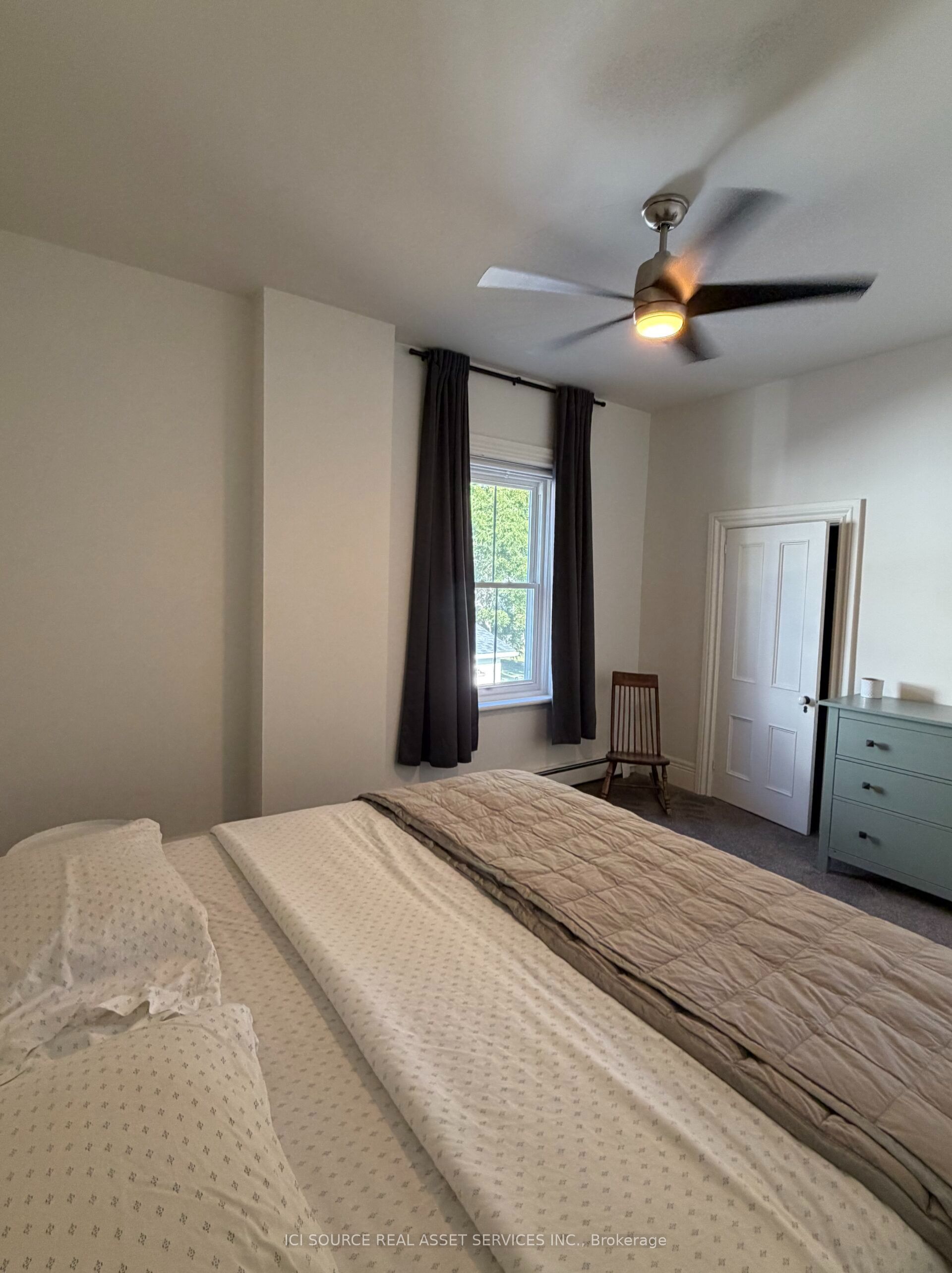 27 Arthur Street W Property Photo 25