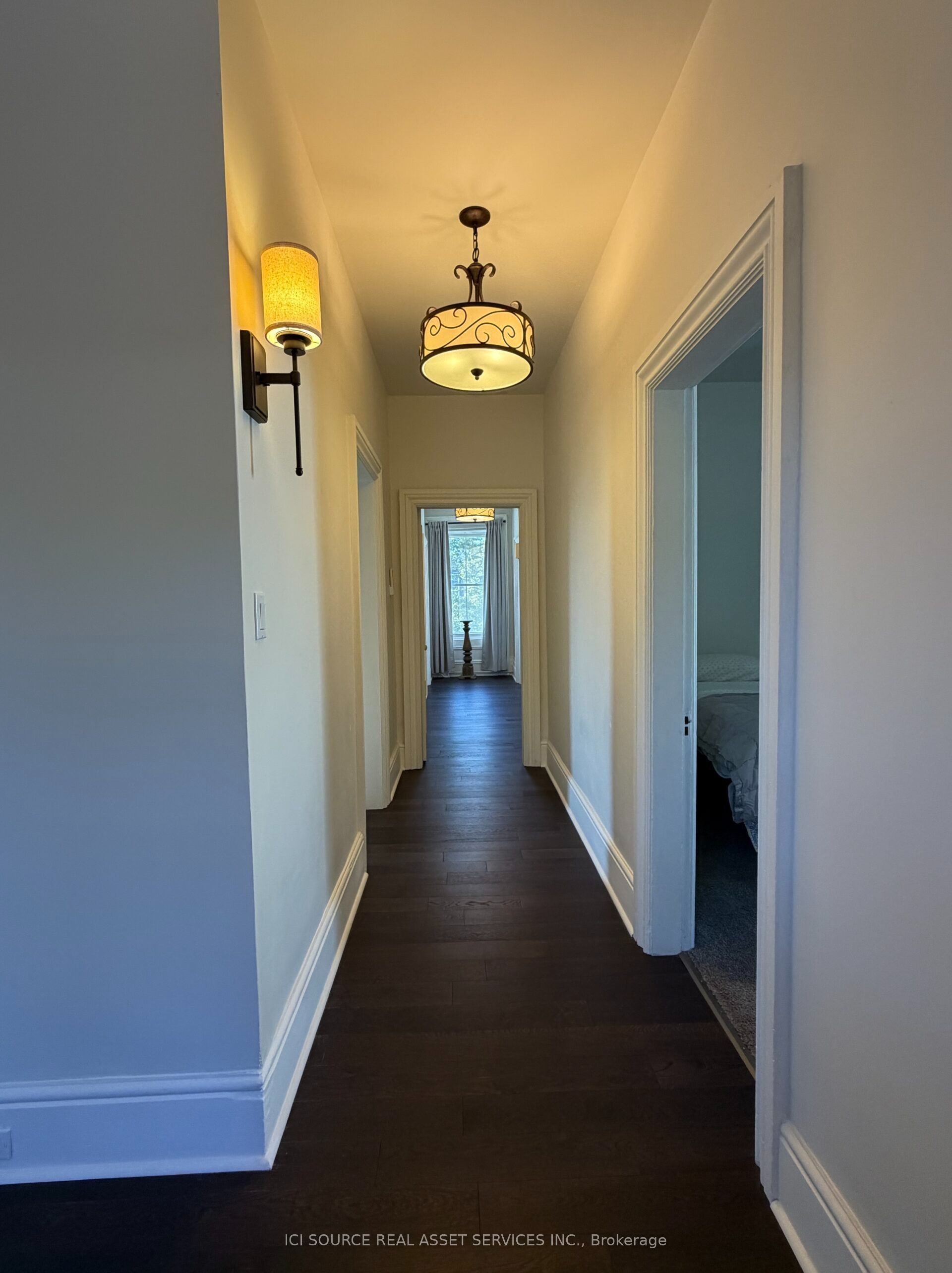 27 Arthur Street W Property Photo 28