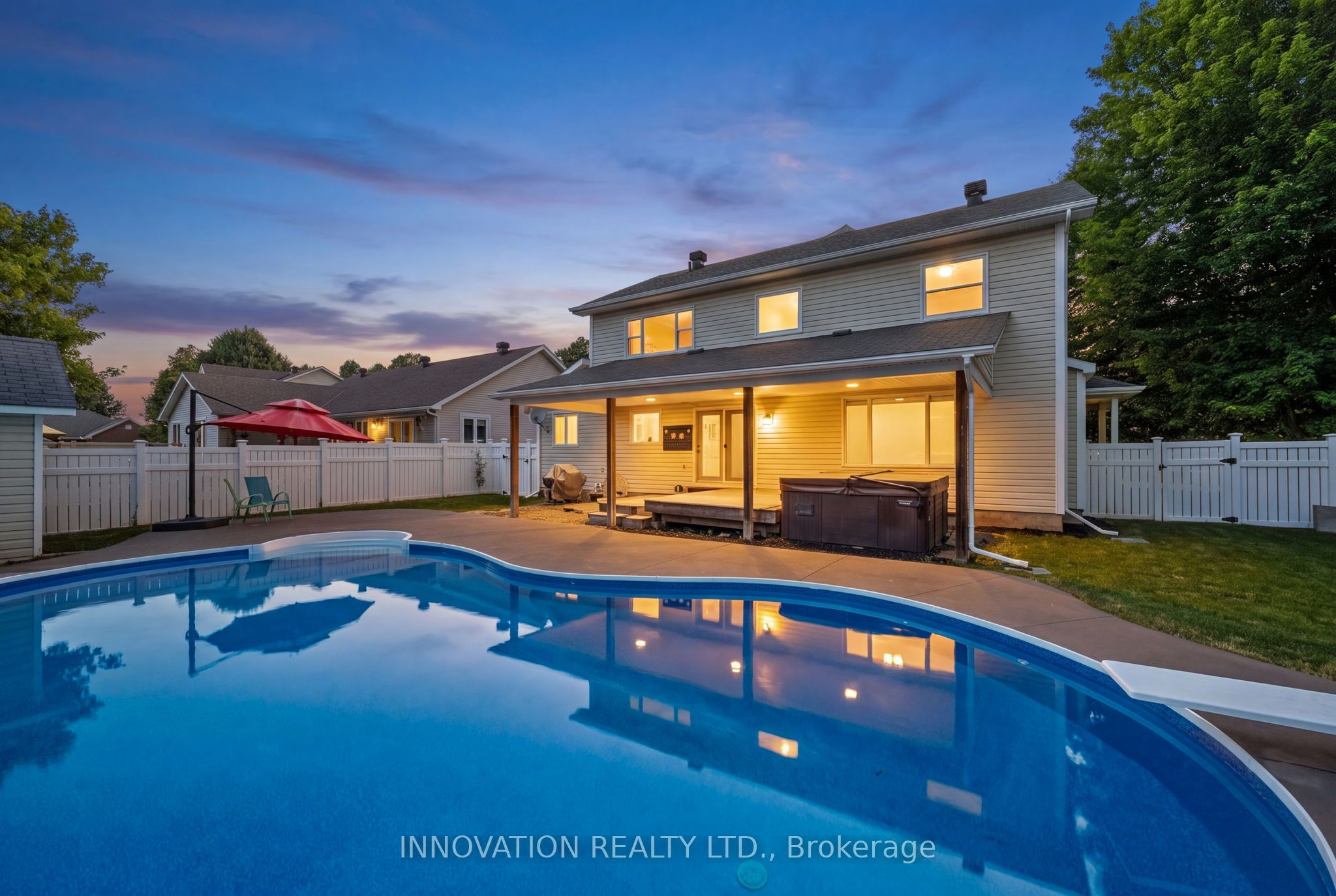 9 Mary Hill Crescent Property Photo 2