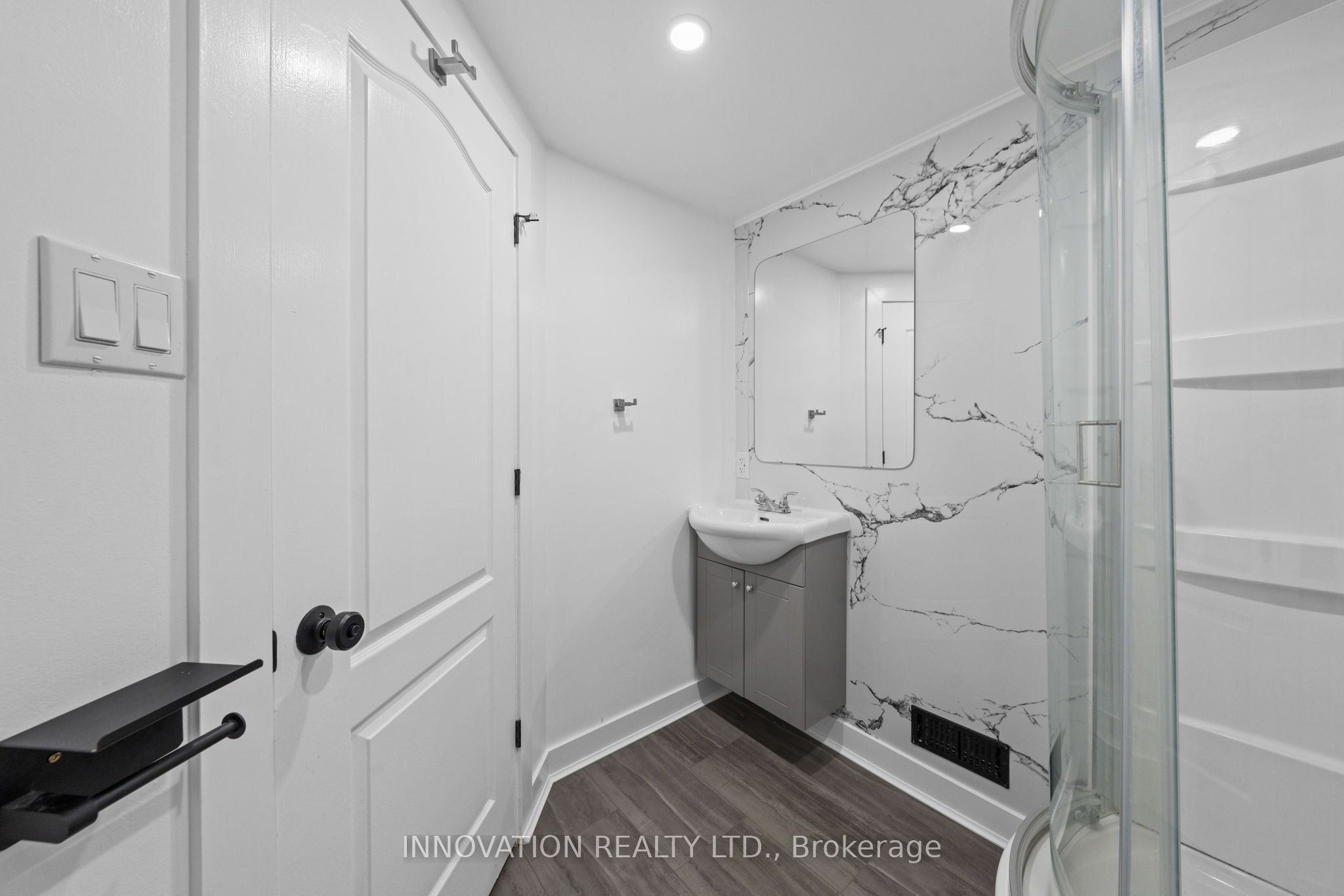 9 Mary Hill Crescent Property Photo 28