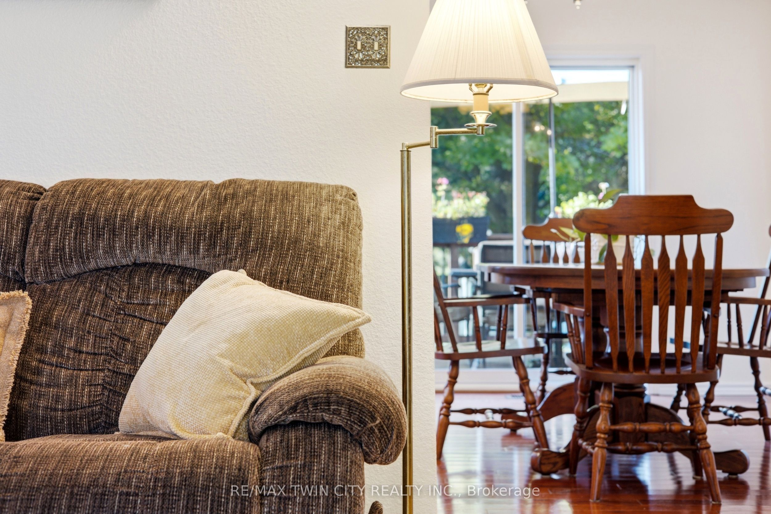 25 Alice Crescent Property Photo 11