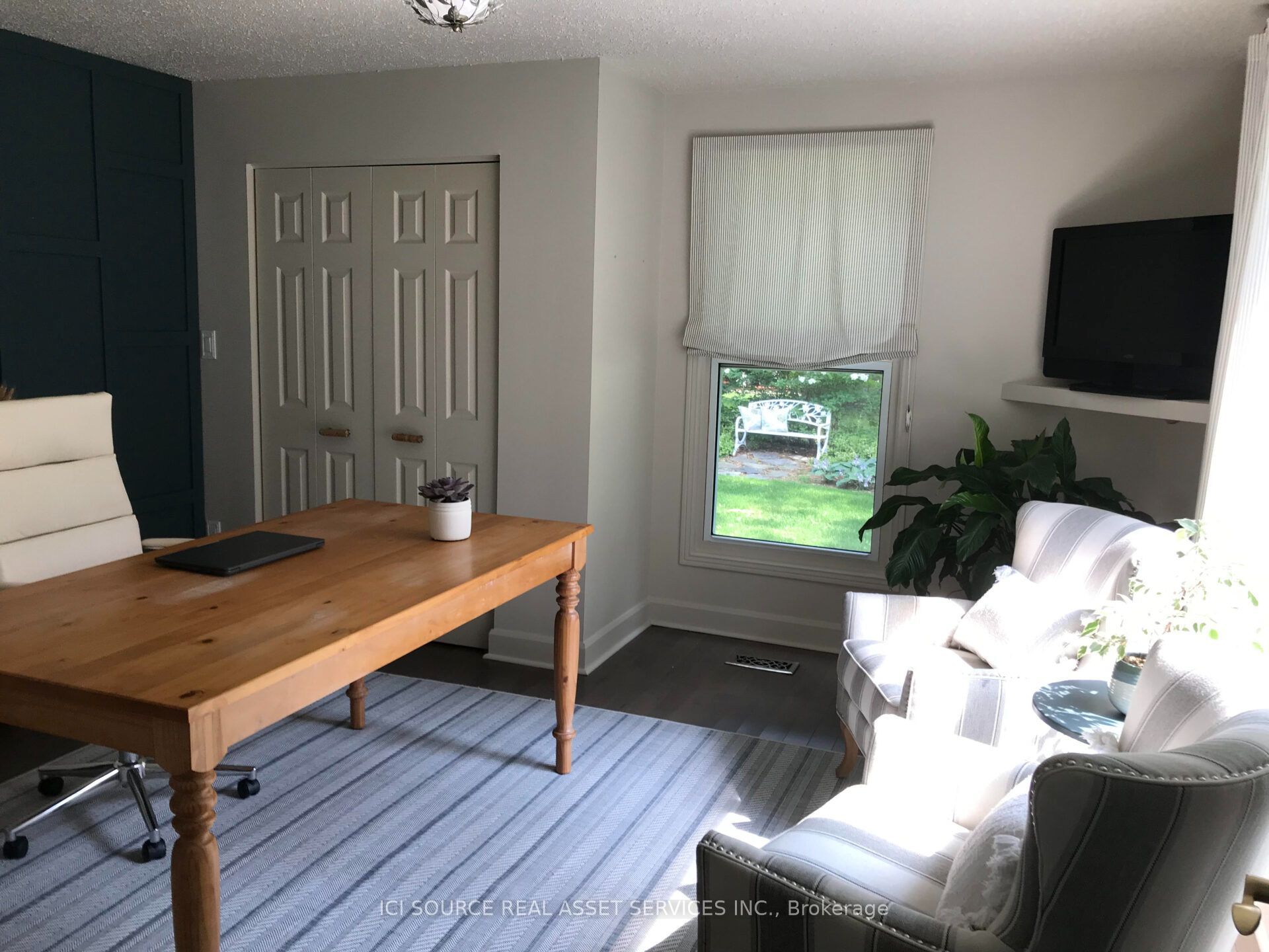 8768 Park Street Property Photo 14