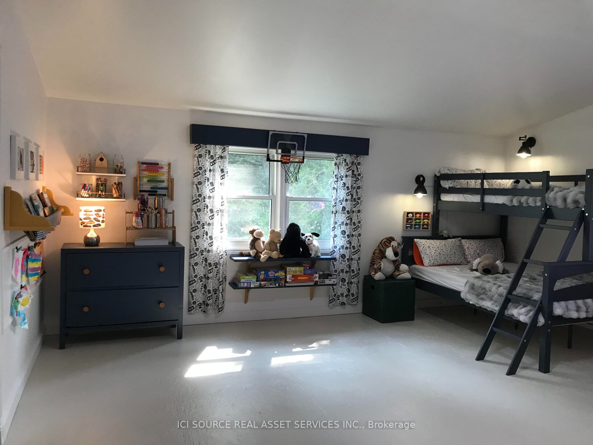 8768 Park Street Property Photo 25