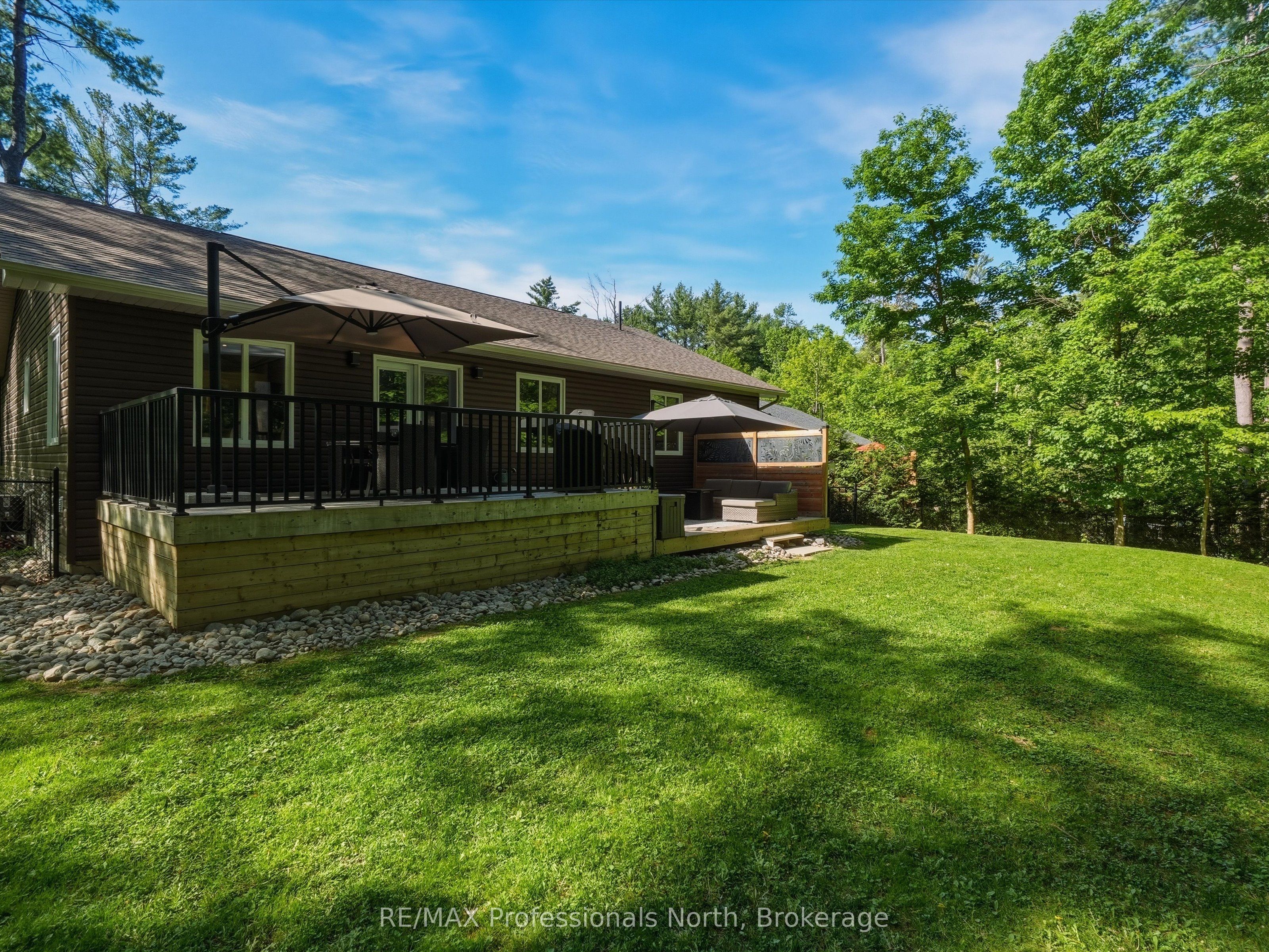 188 Vel-dor Crescent Property Photo 2