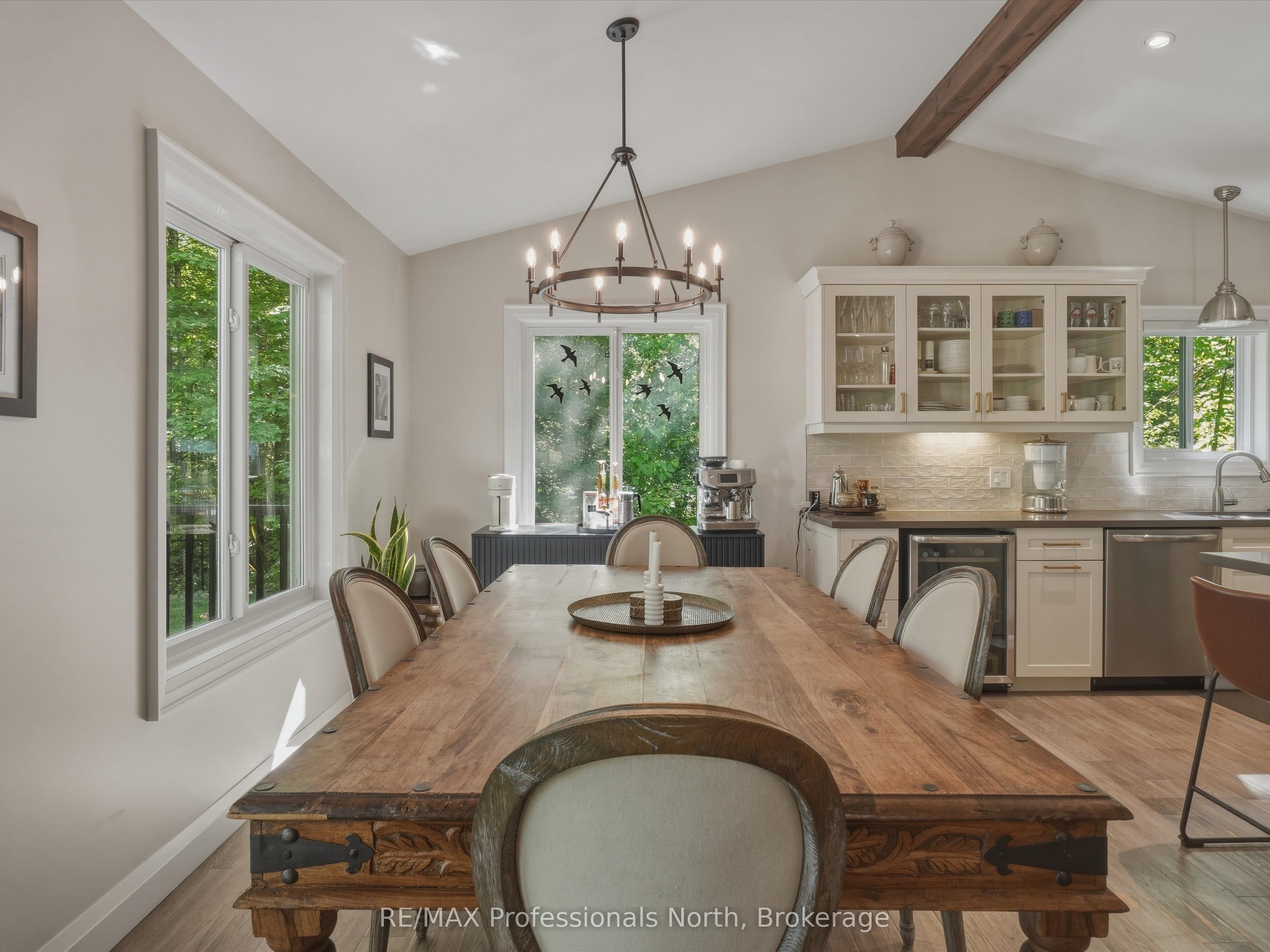 188 Vel-dor Crescent Property Photo 13