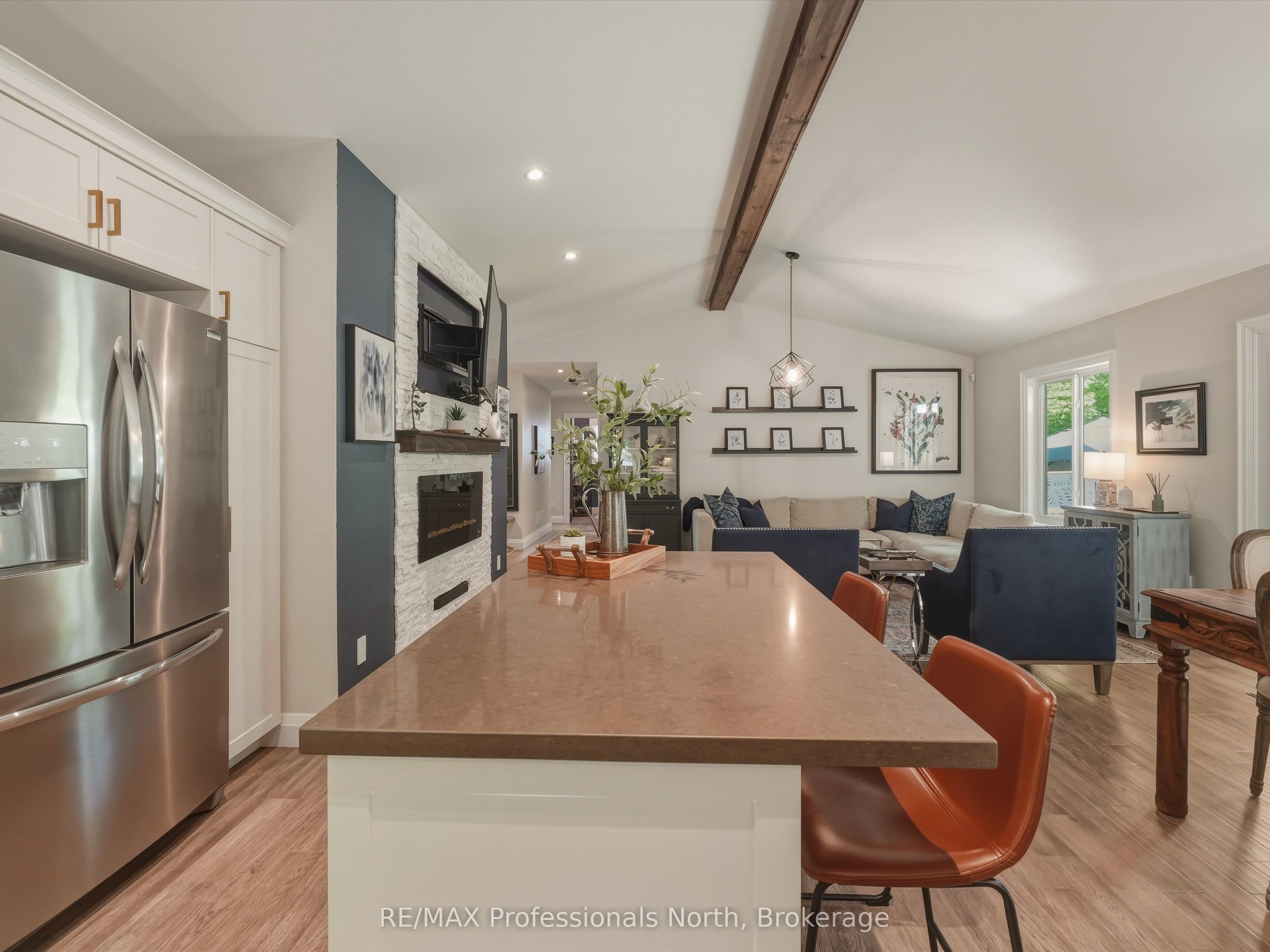 188 Vel-dor Crescent Property Photo 17