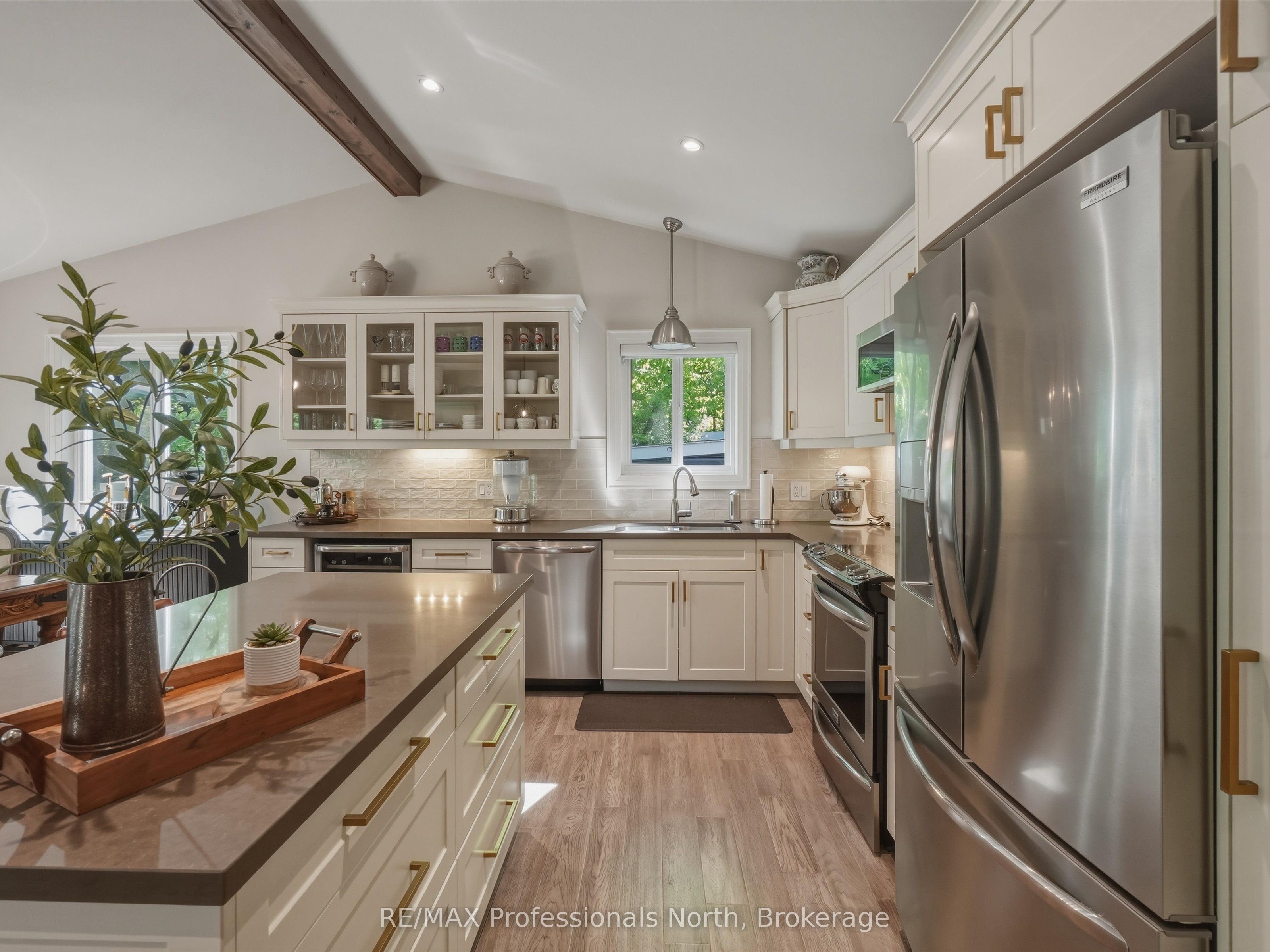 188 Vel-dor Crescent Property Photo 21