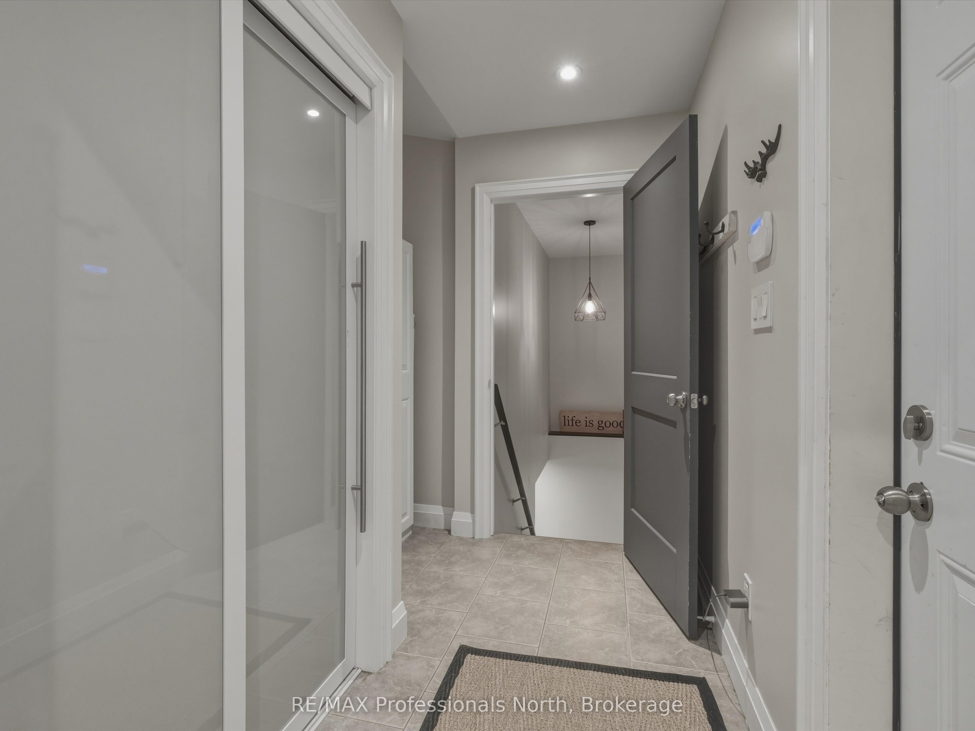 188 Vel-dor Crescent Property Photo 31