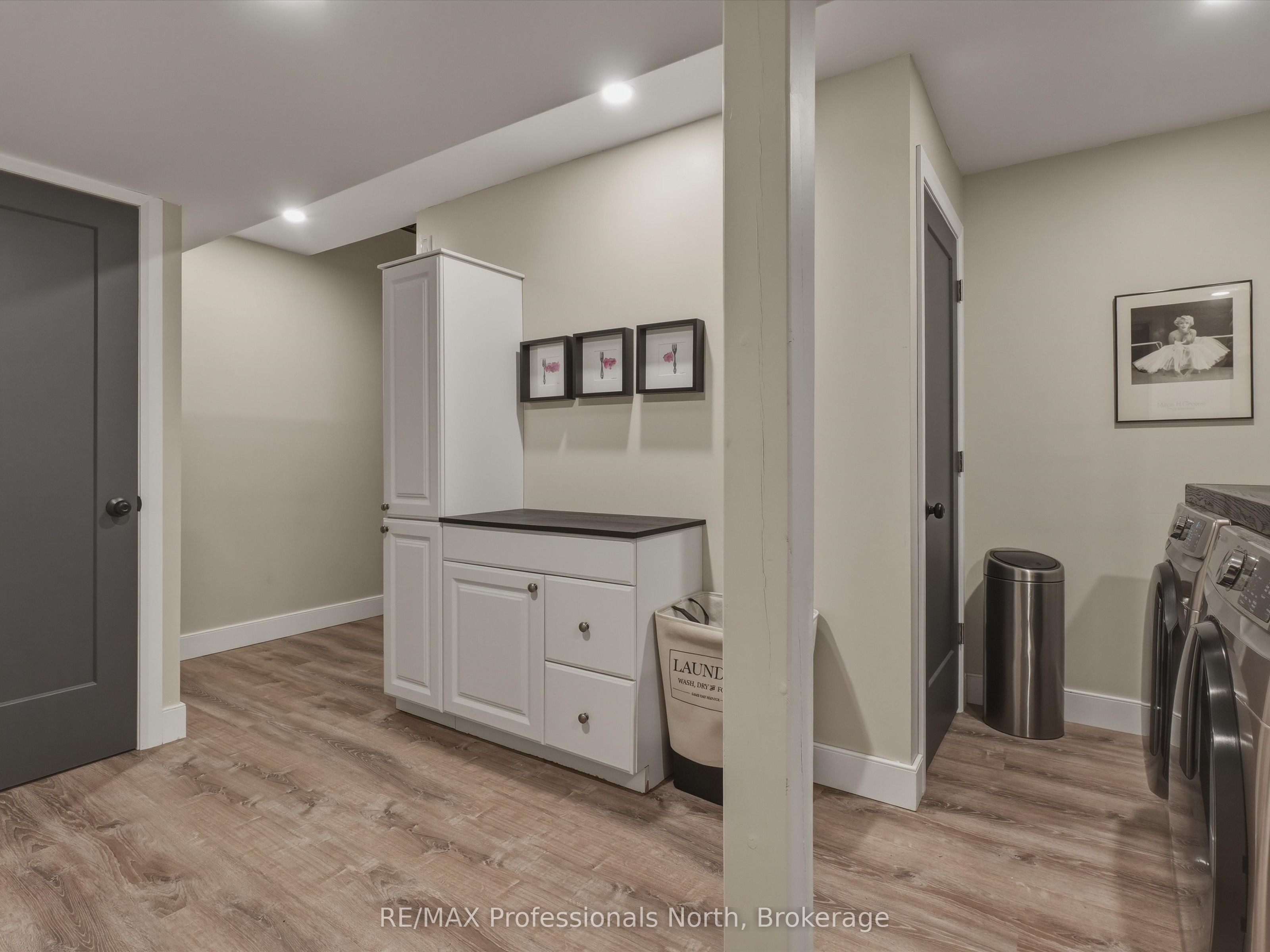 188 Vel-dor Crescent Property Photo 32