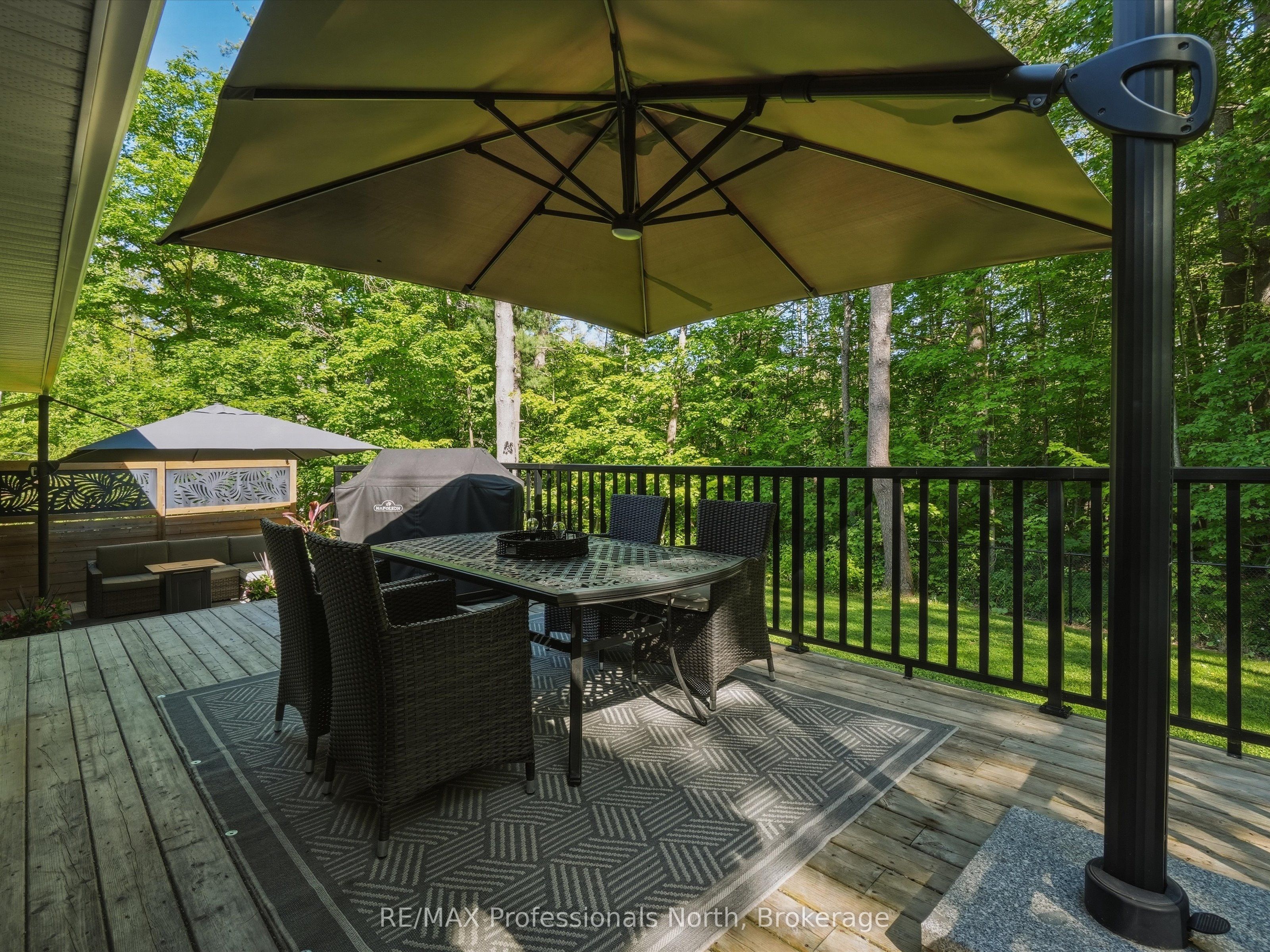 188 Vel-dor Crescent Property Photo 38