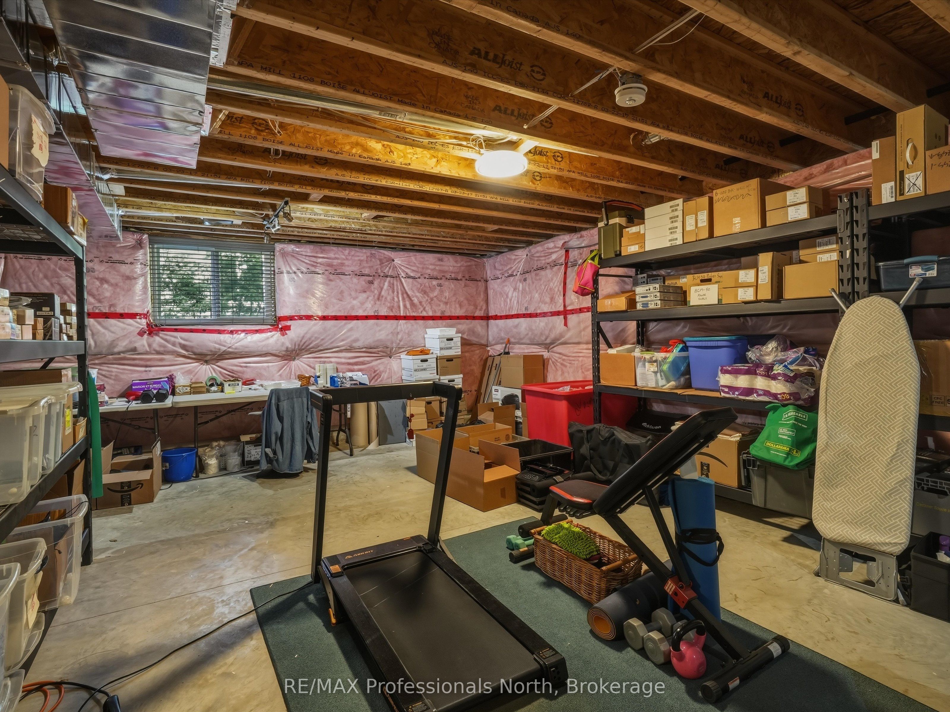 188 Vel-dor Crescent Property Photo 45