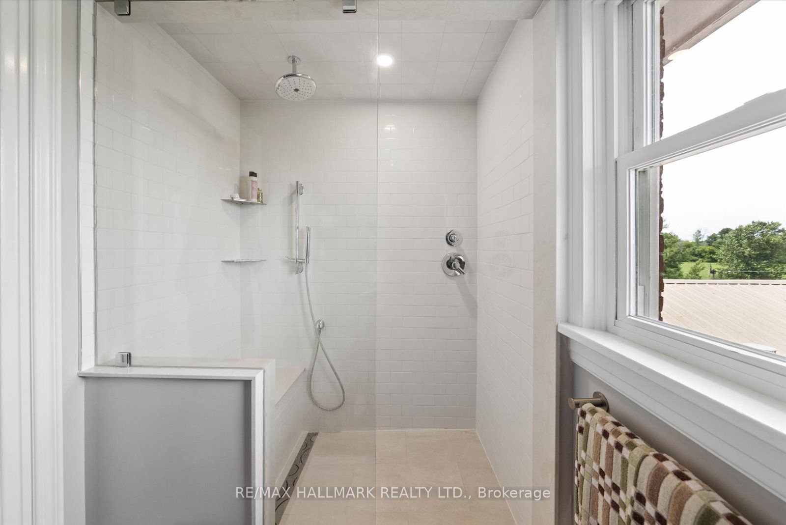 13840 Loyalist Parkway Property Photo 25