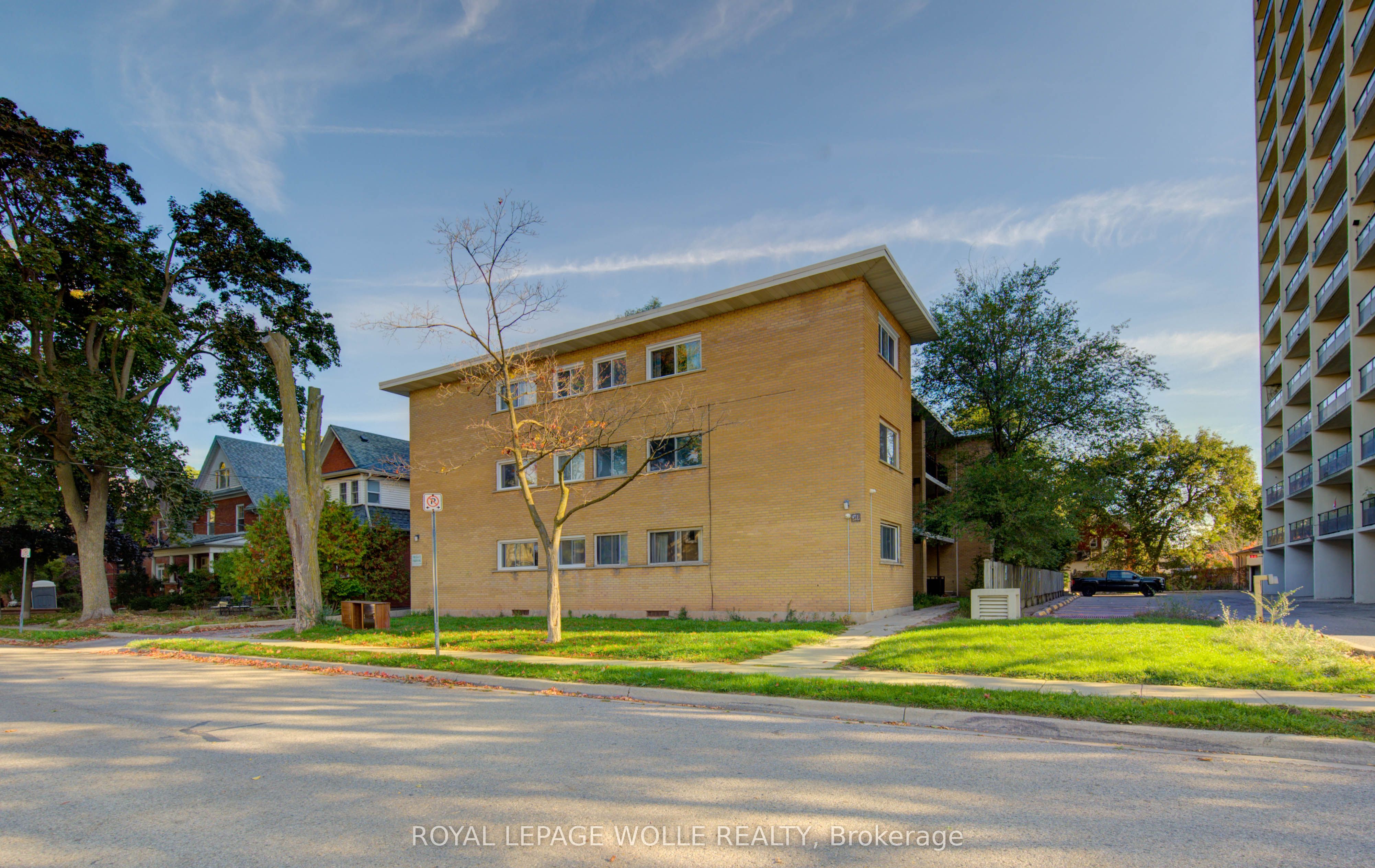 50 Gordon Avenue Property Photo 4