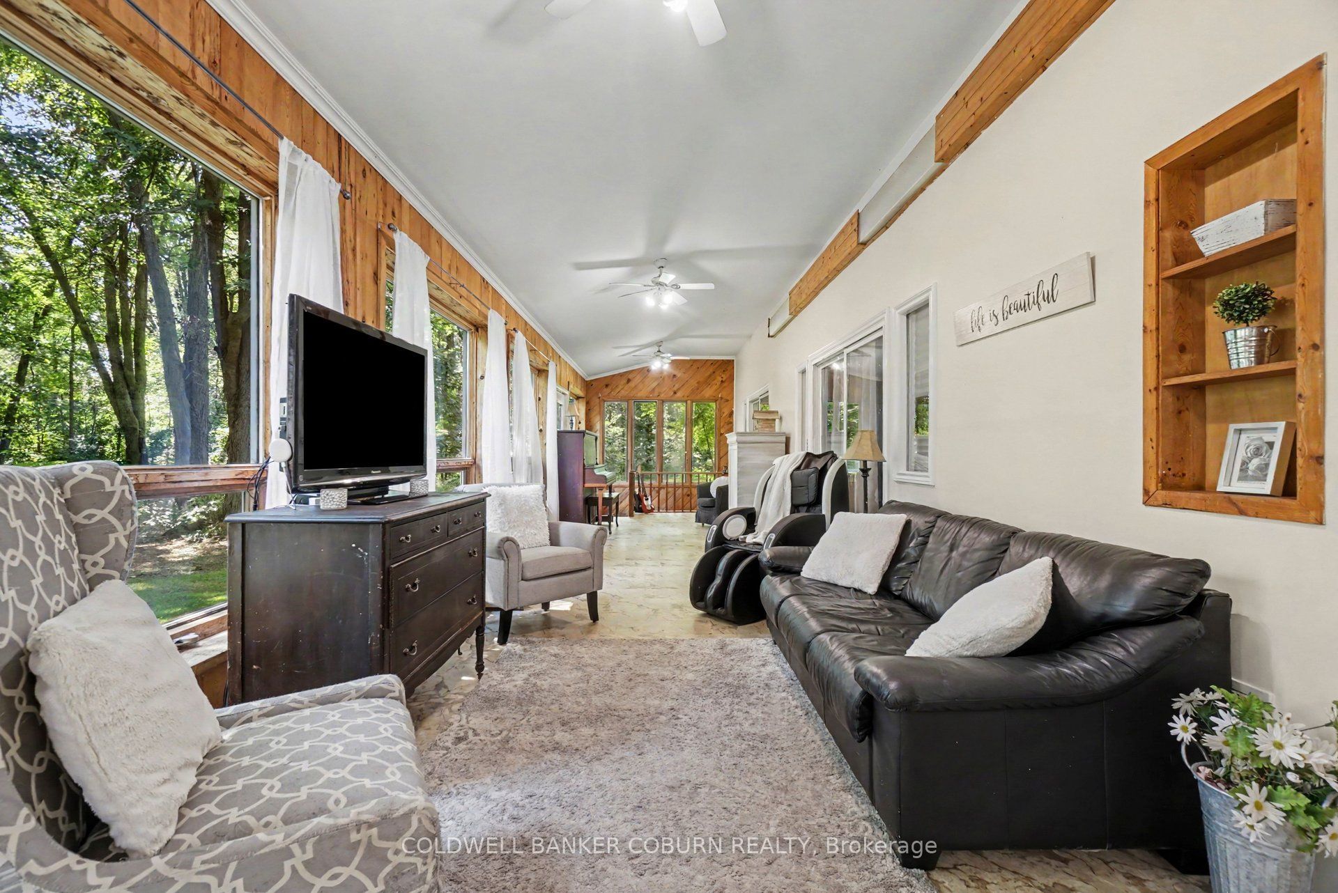 4808 Flagg Road Property Photo 9