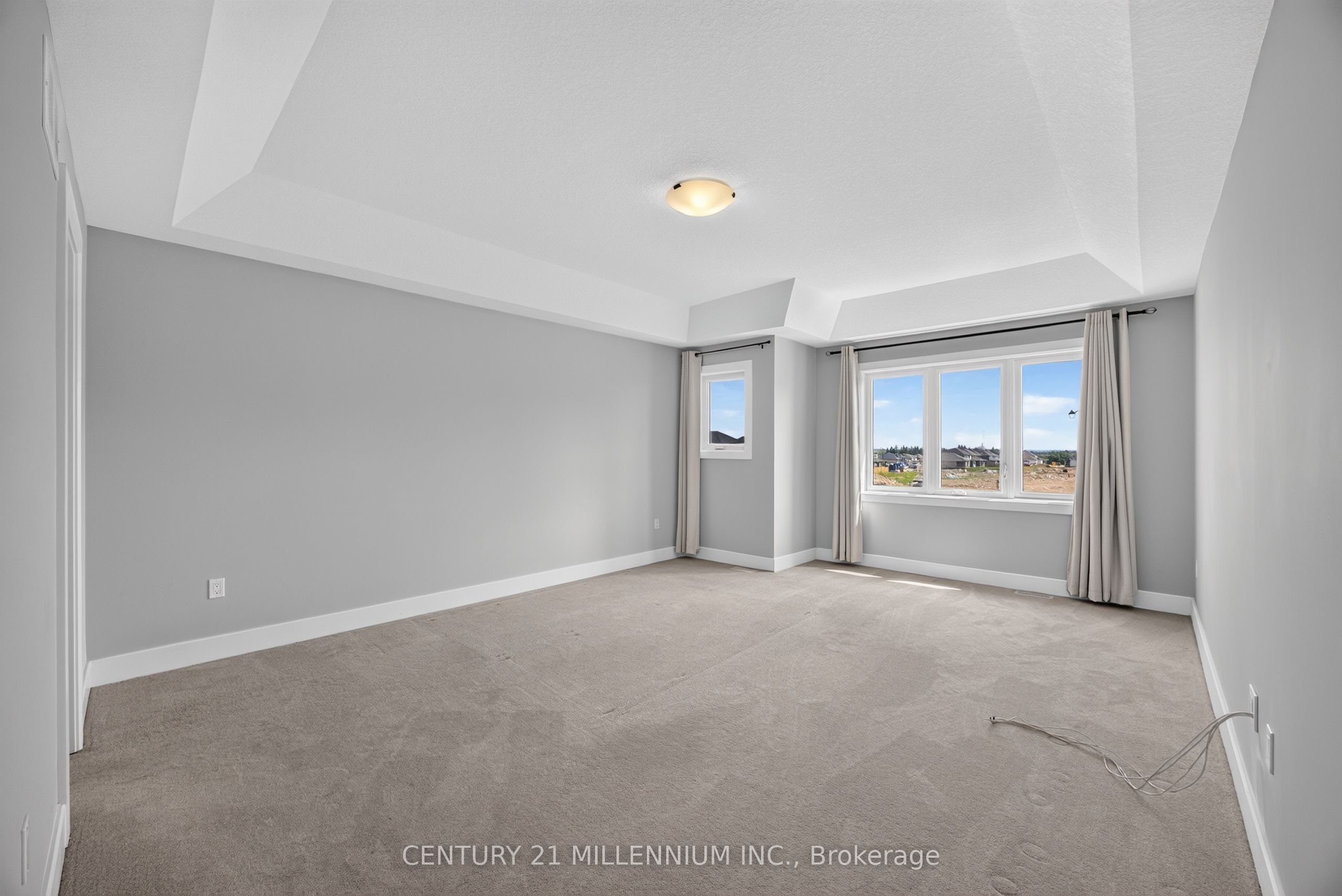 13 Lang Lane Property Photo 24