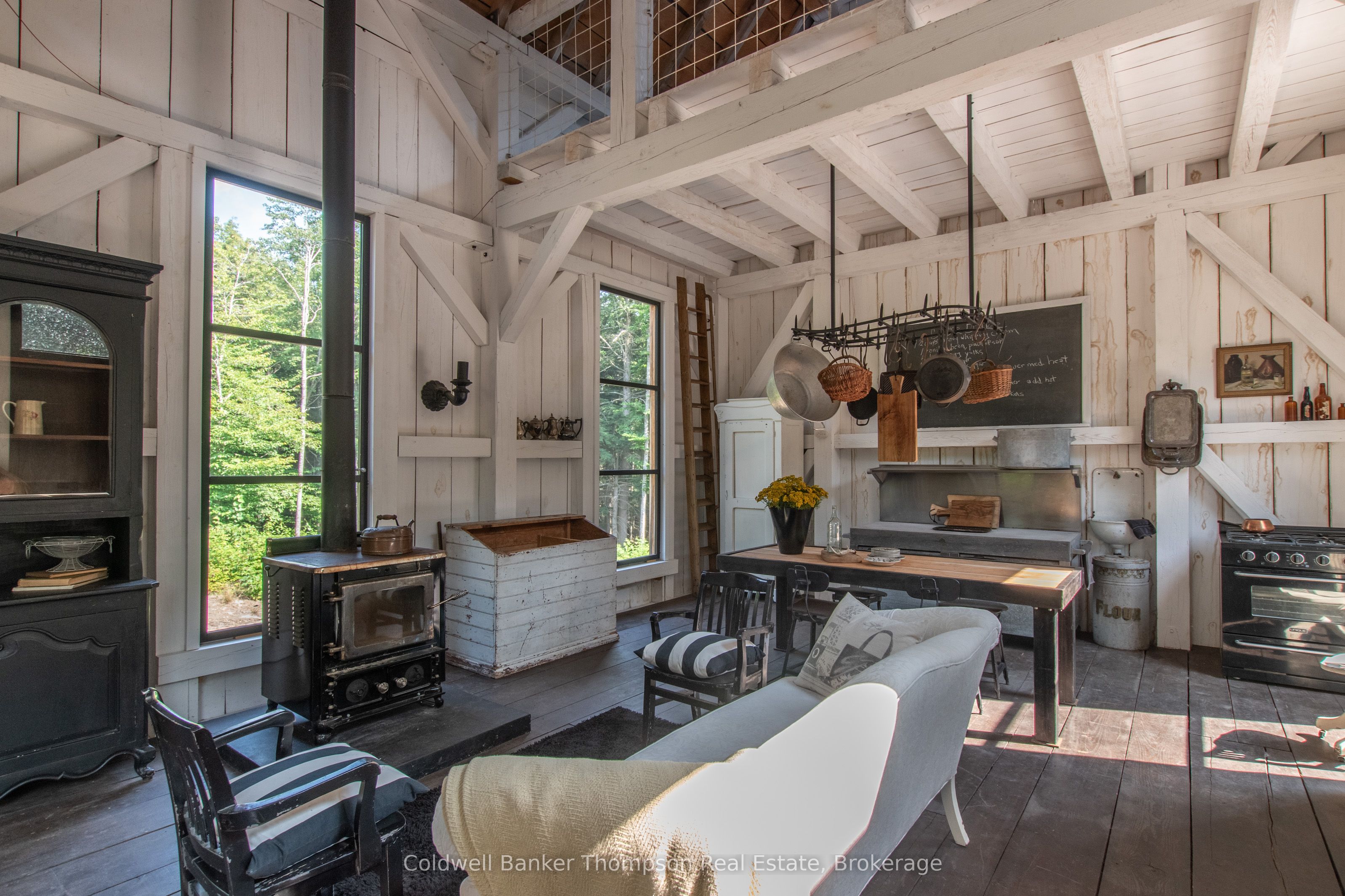 2825 Midlothian Road Property Photo 7