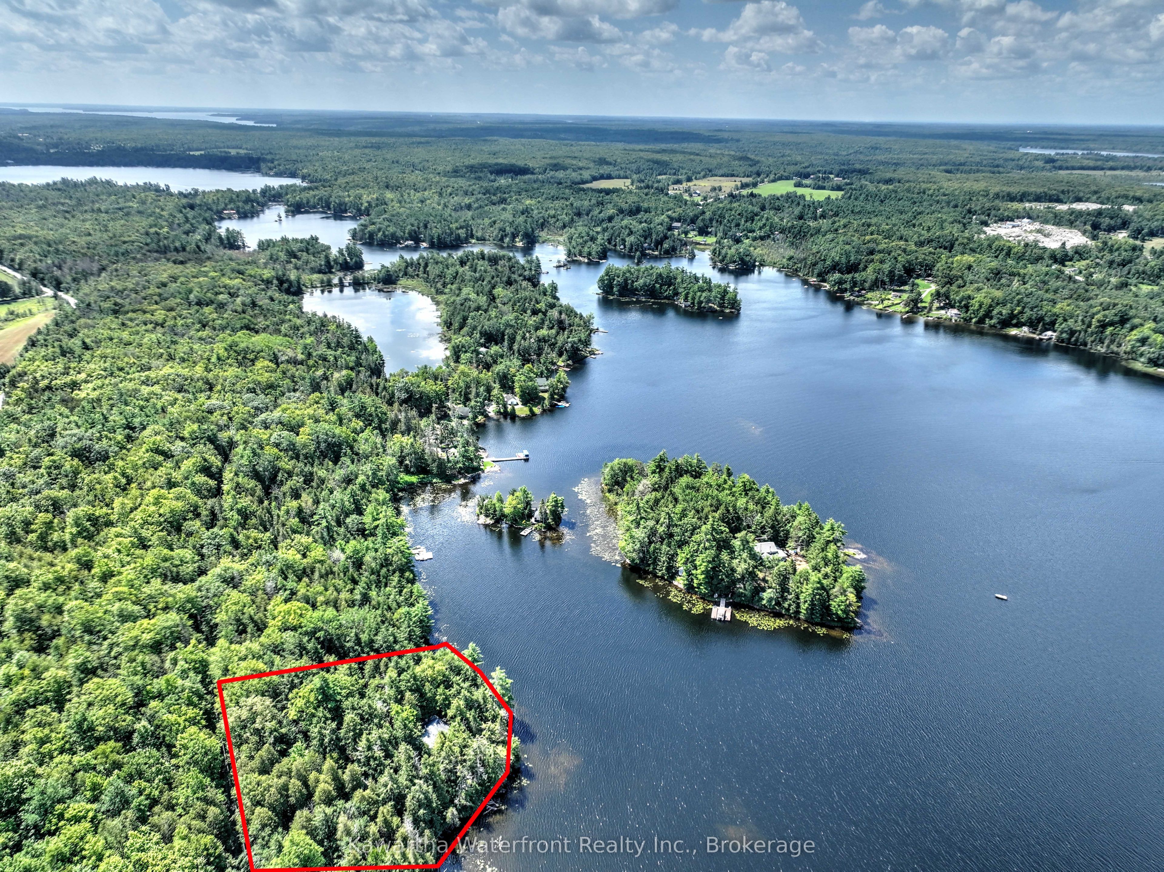 31 Buck Lane Property Photo 4