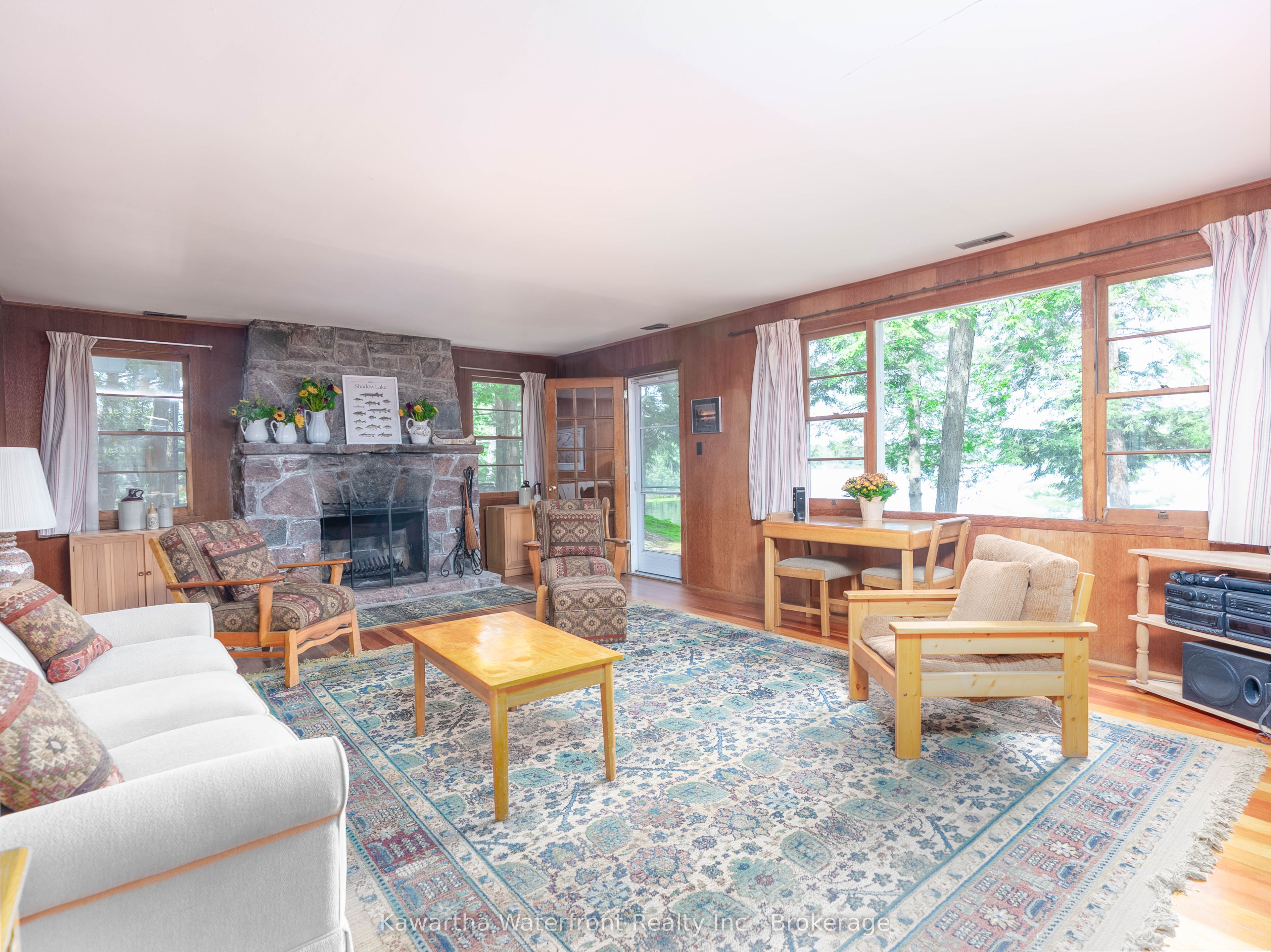 31 Buck Lane Property Photo 10
