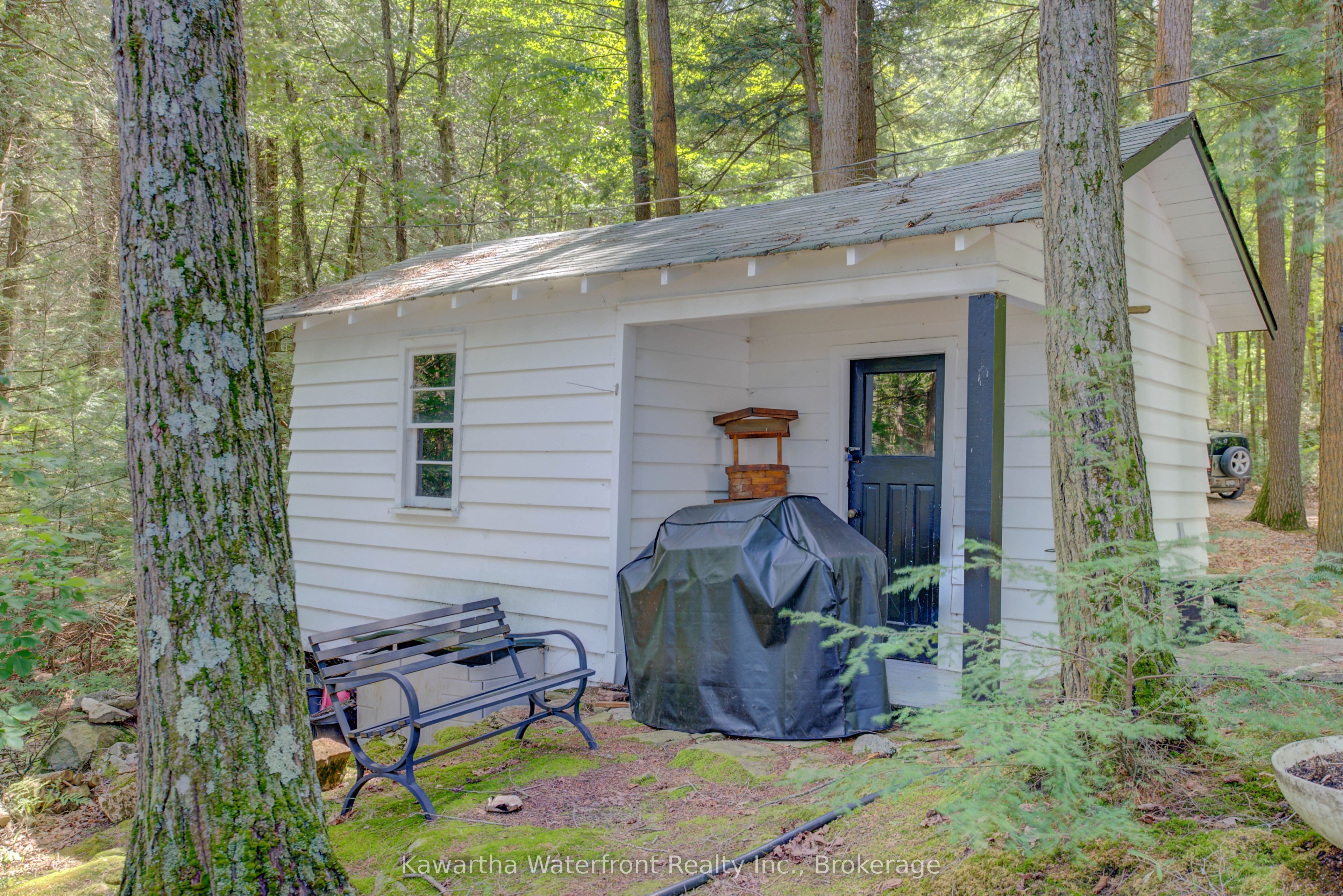31 Buck Lane Property Photo 23