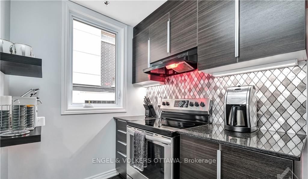 569 Ozawa Private 13 Property Photo 8