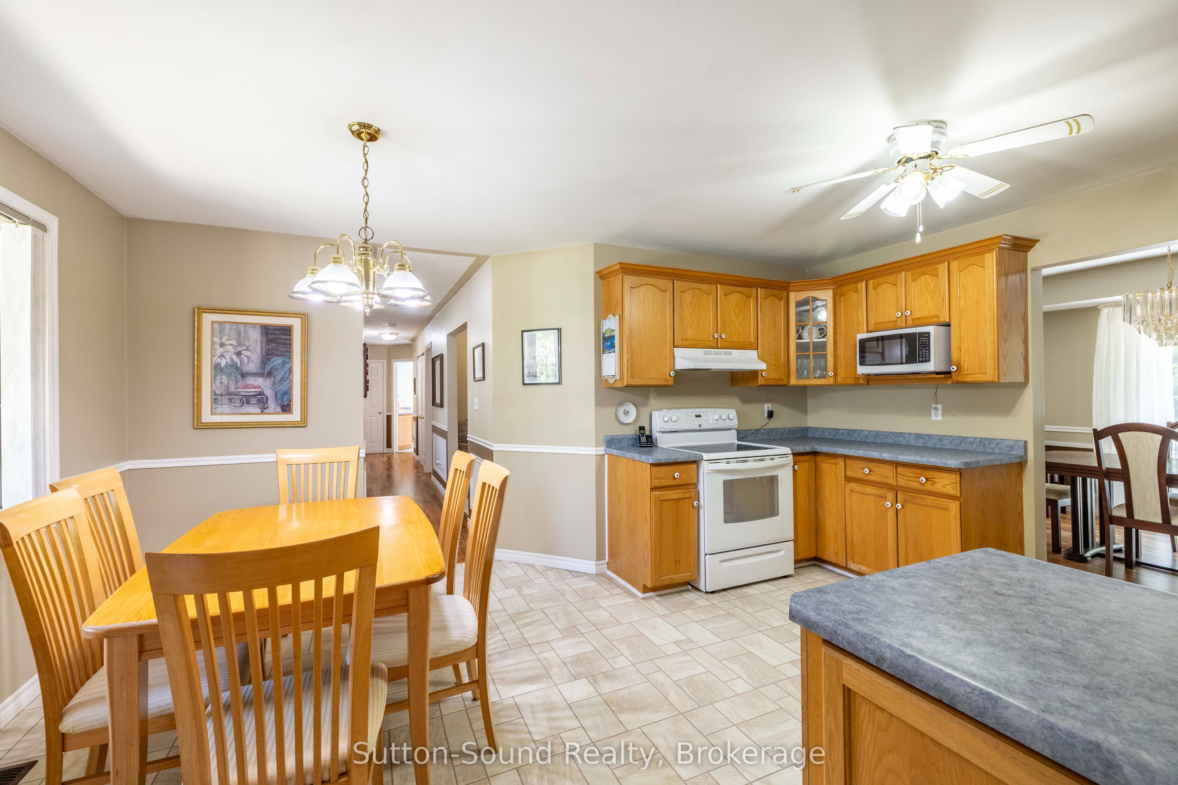 14 Shamrock Boulevard Property Photo 13