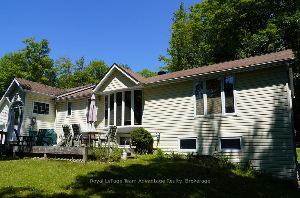 101 Carling Bay Road E Property Photo 1