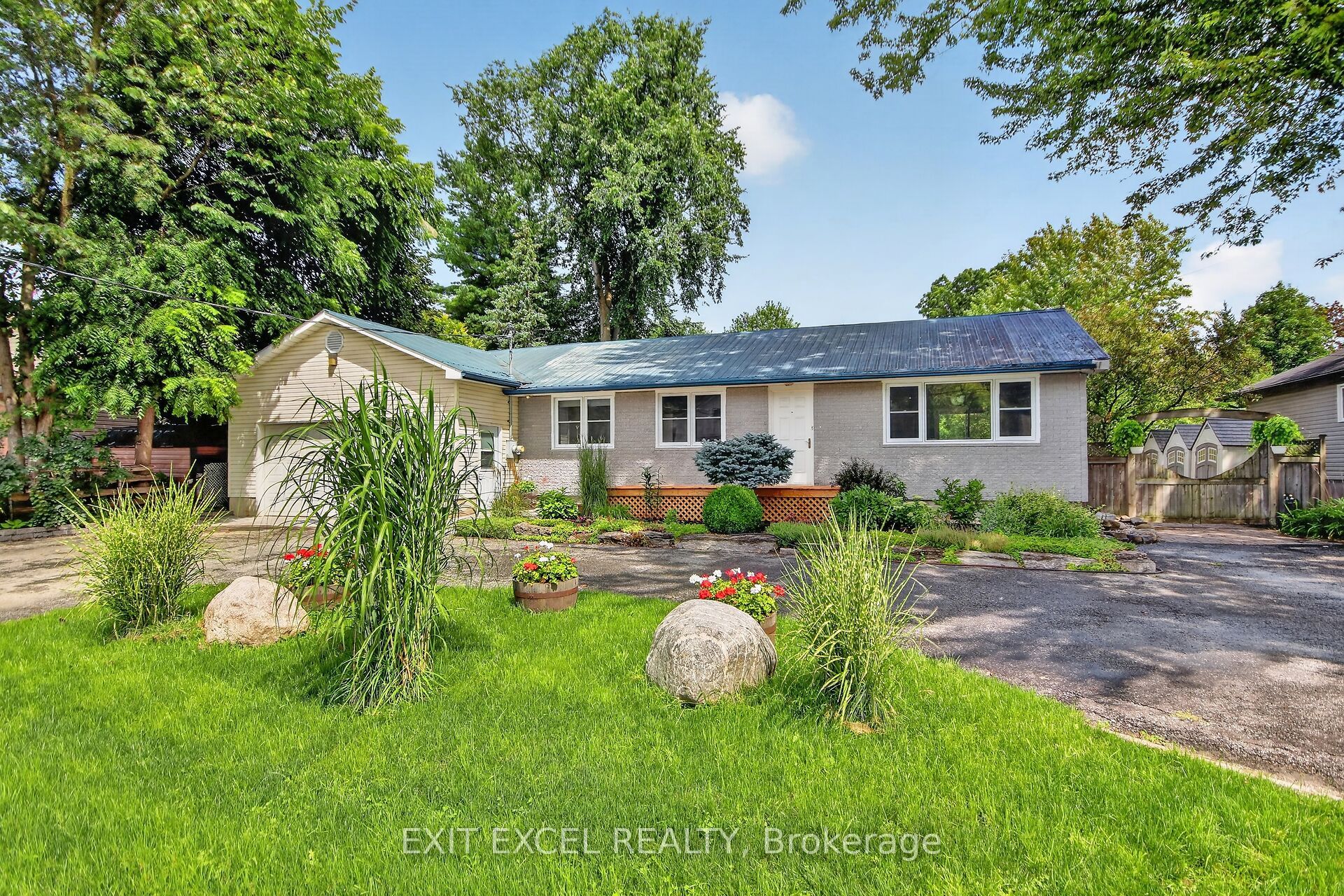 44 Colonel Murray Street Property Photo 1