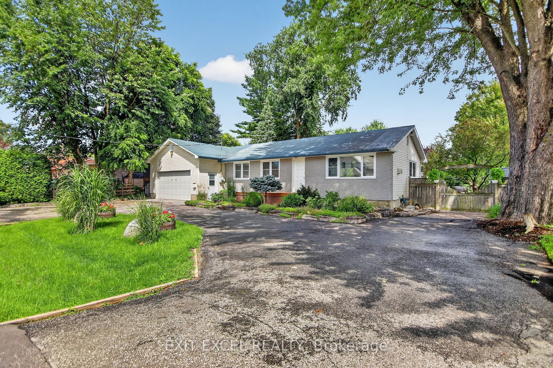 44 Colonel Murray Street Property Photo 41