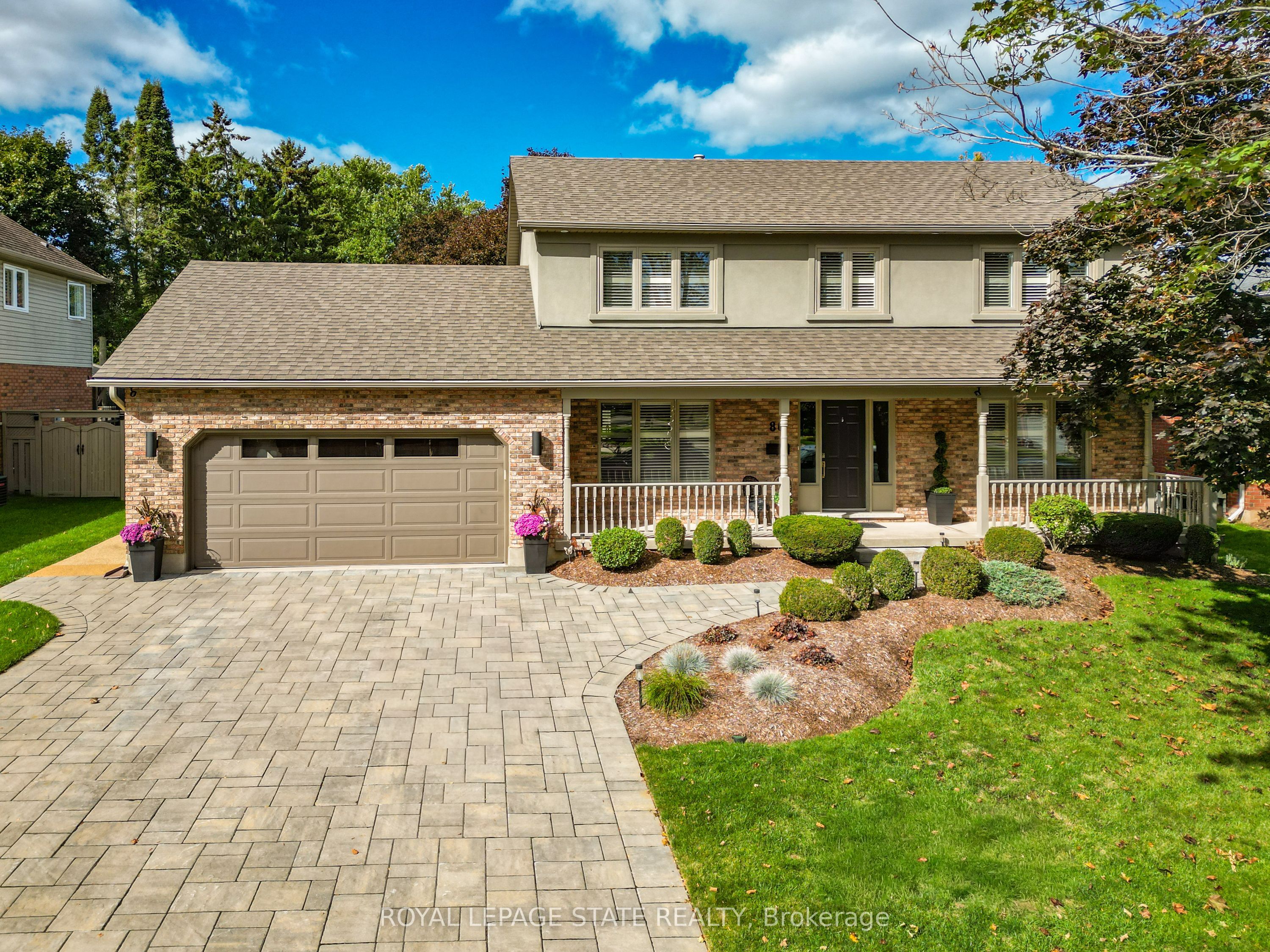86 Hedge Lawn Drive Property Photo 3