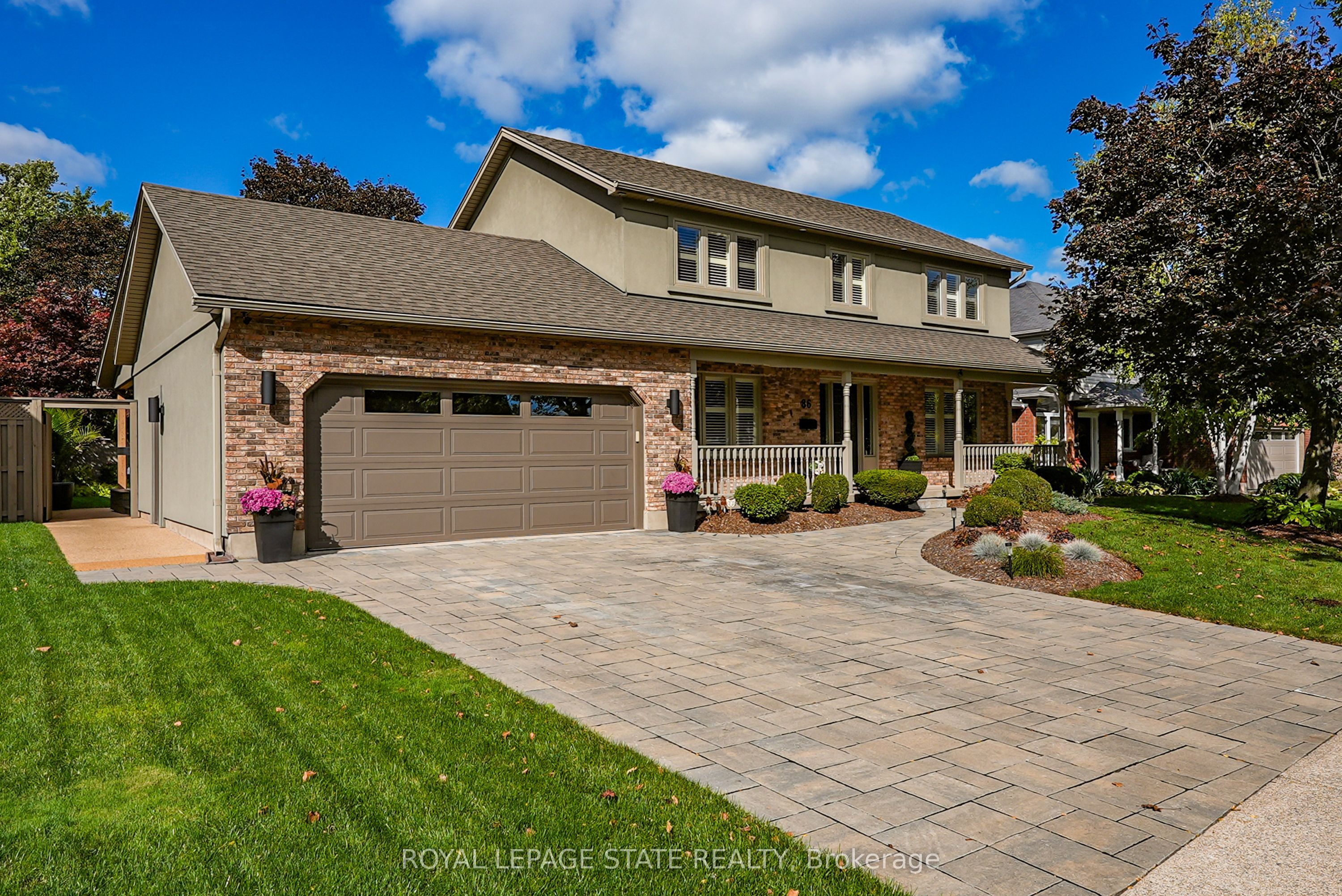 86 Hedge Lawn Drive Property Photo 4