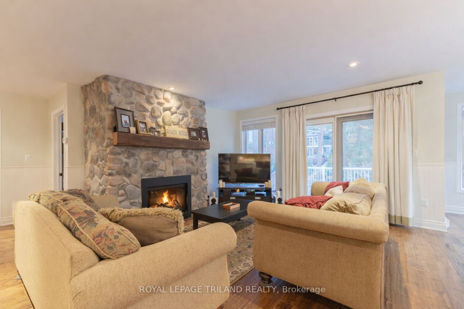 33 Forest Avenue Property Photo 24