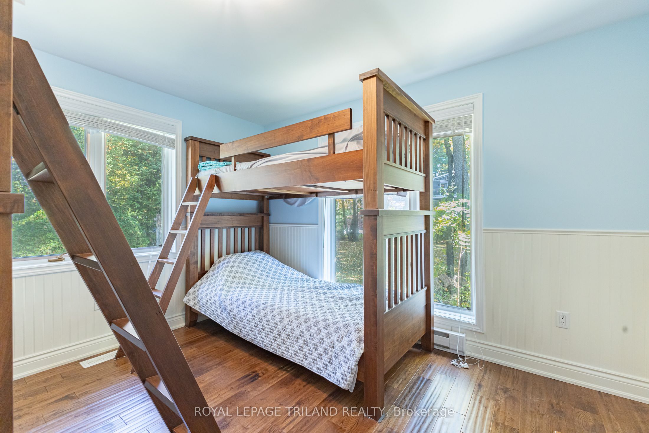33 Forest Avenue Property Photo 29