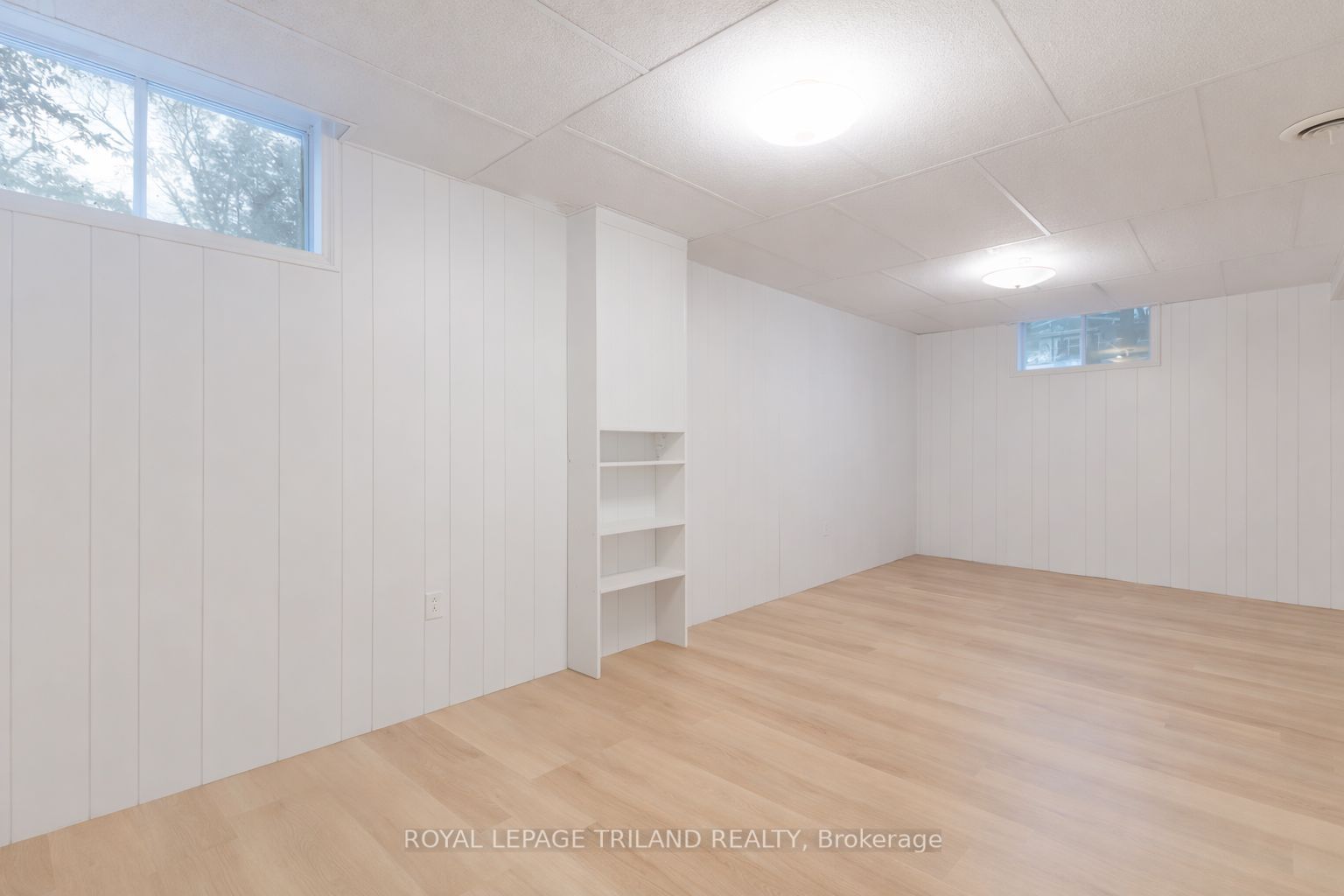 33 Forest Avenue Property Photo 38