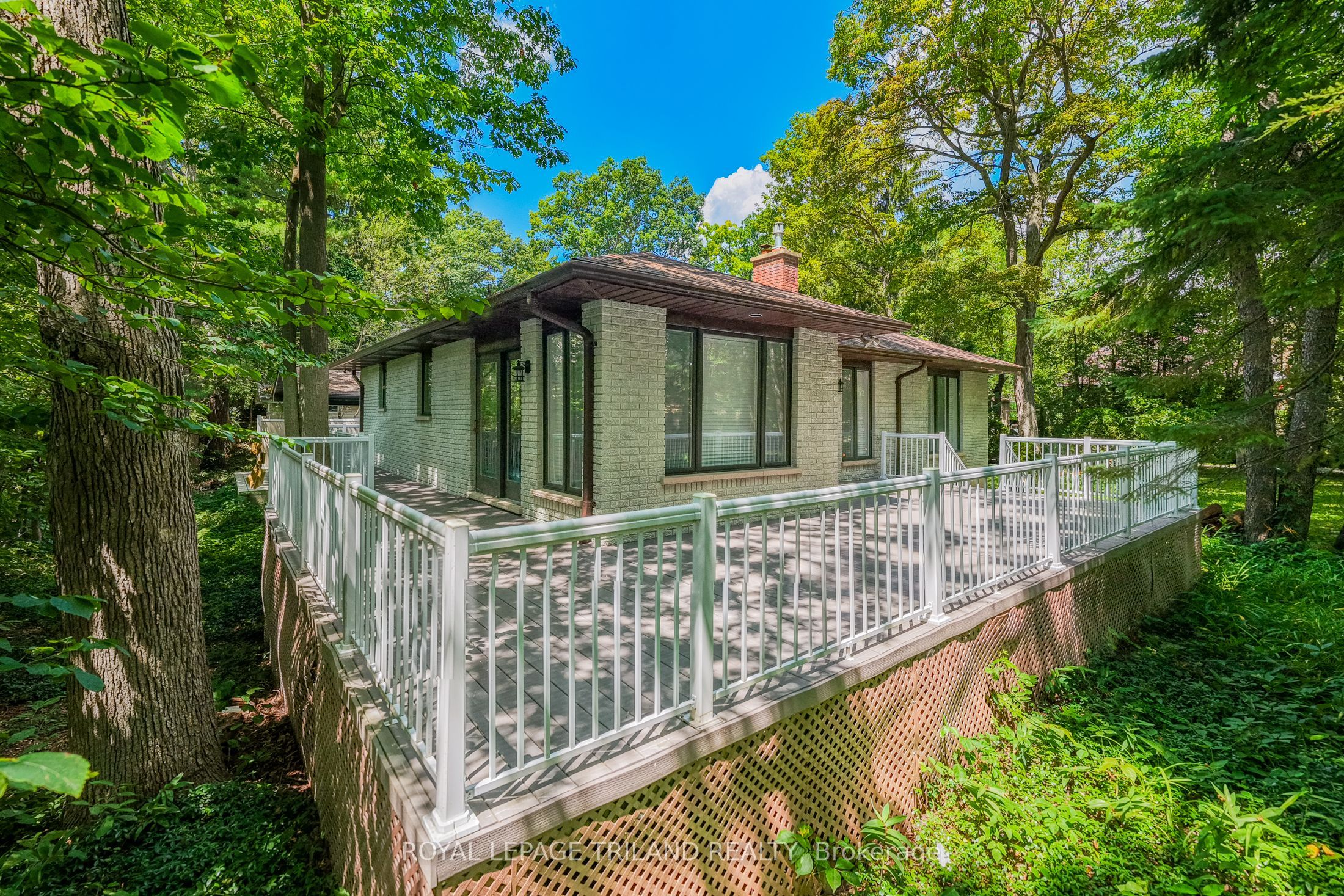 33 Forest Avenue Property Photo 44