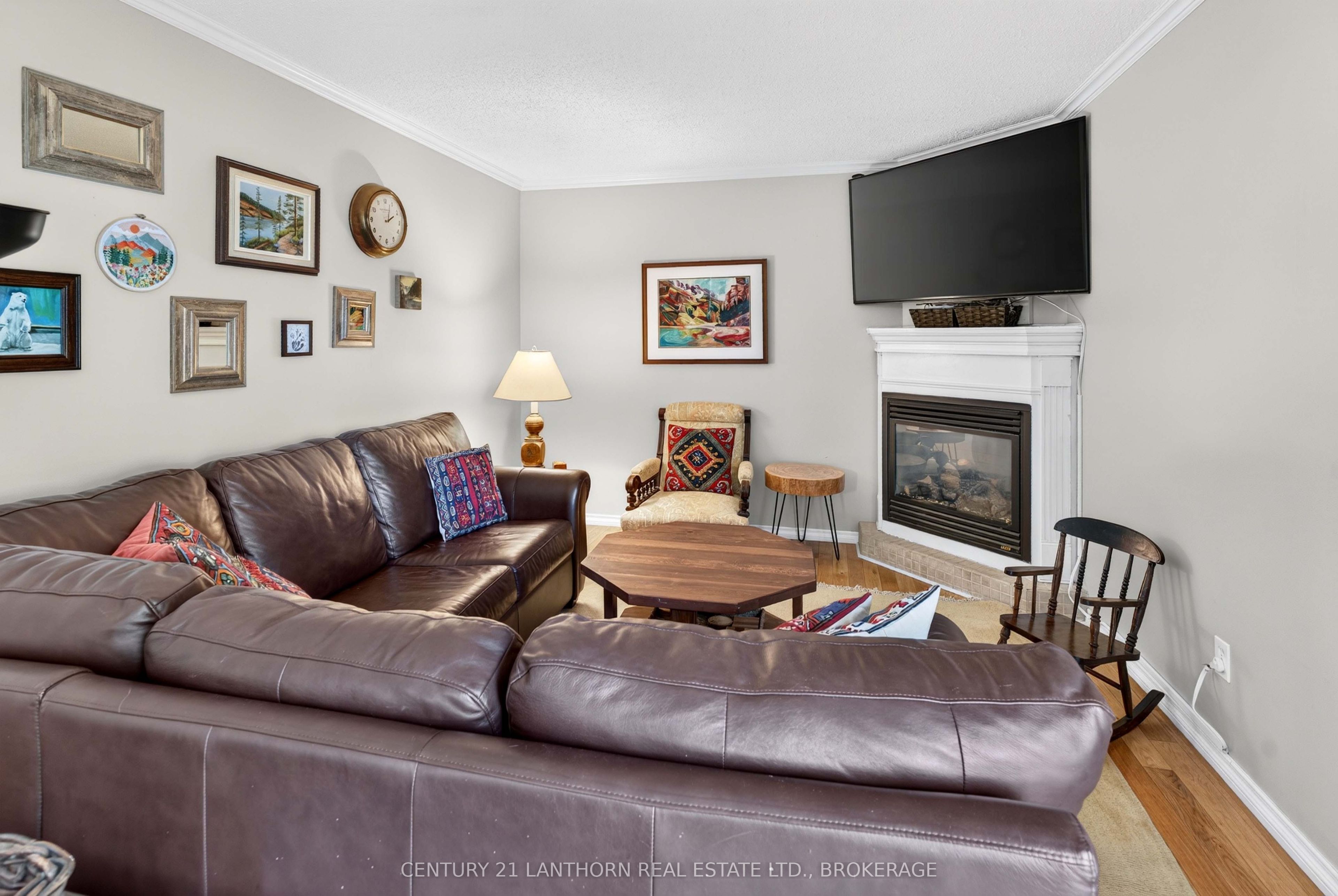 1006 Dillingham Street Property Photo 17