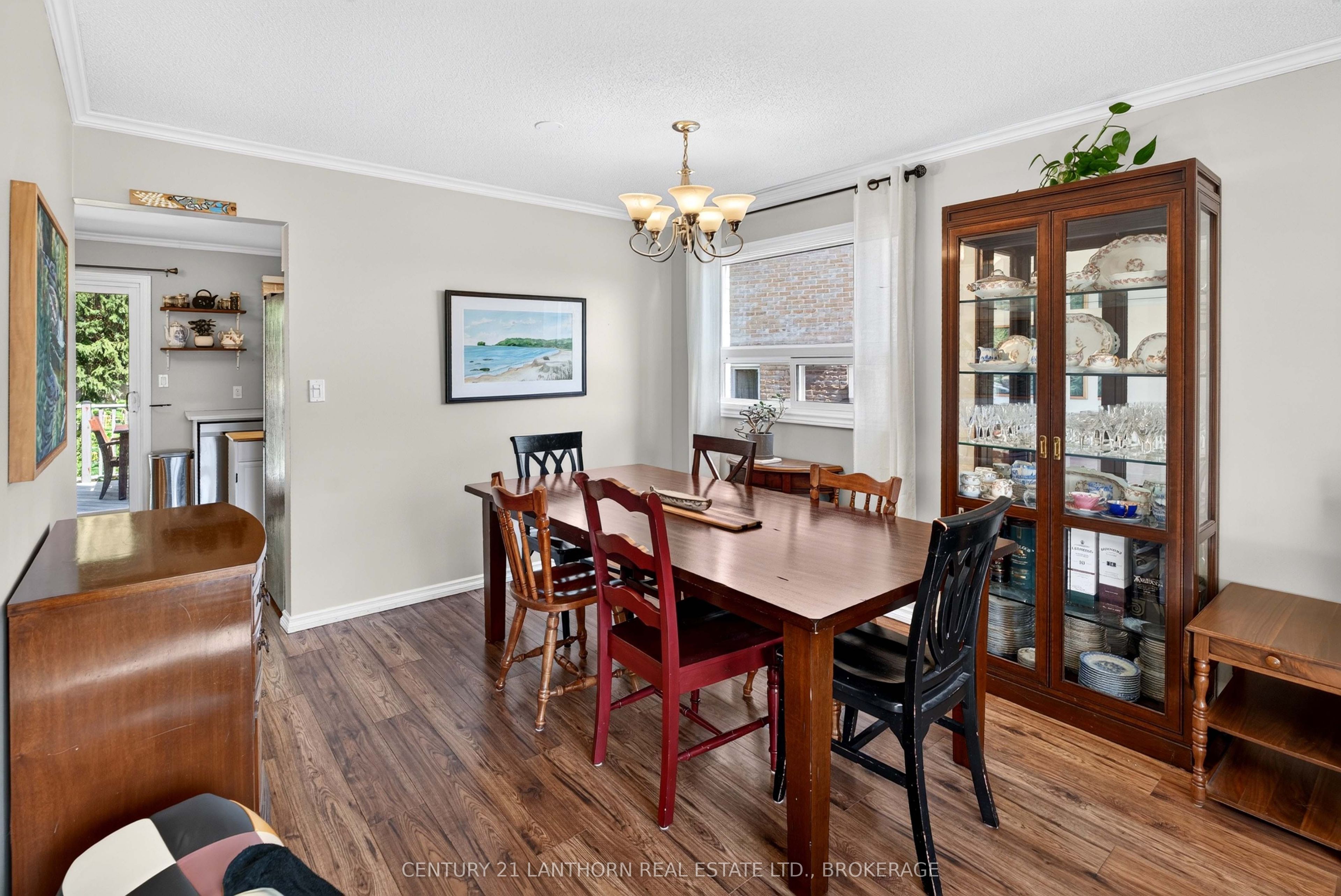 1006 Dillingham Street Property Photo 26