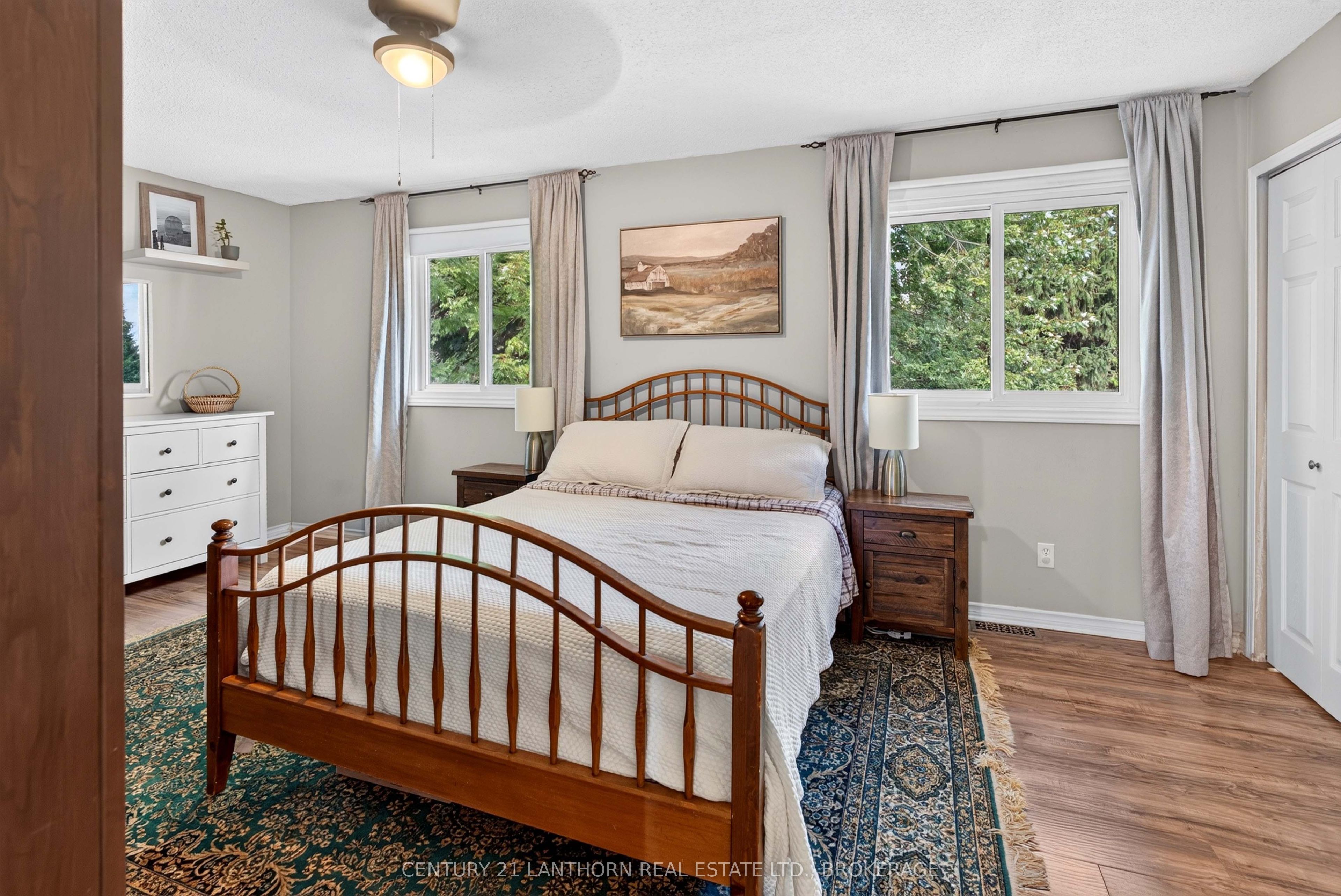 1006 Dillingham Street Property Photo 33