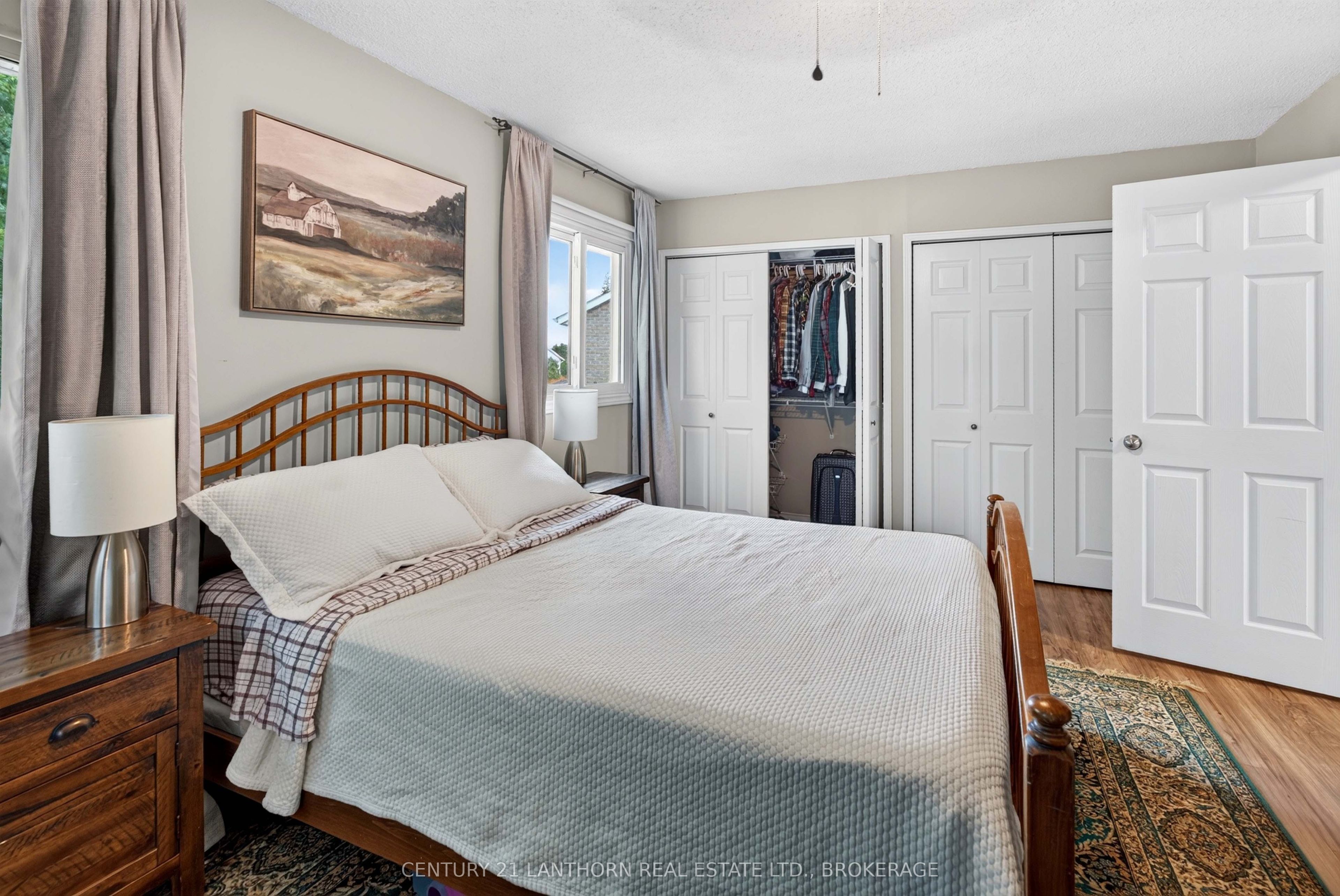 1006 Dillingham Street Property Photo 35